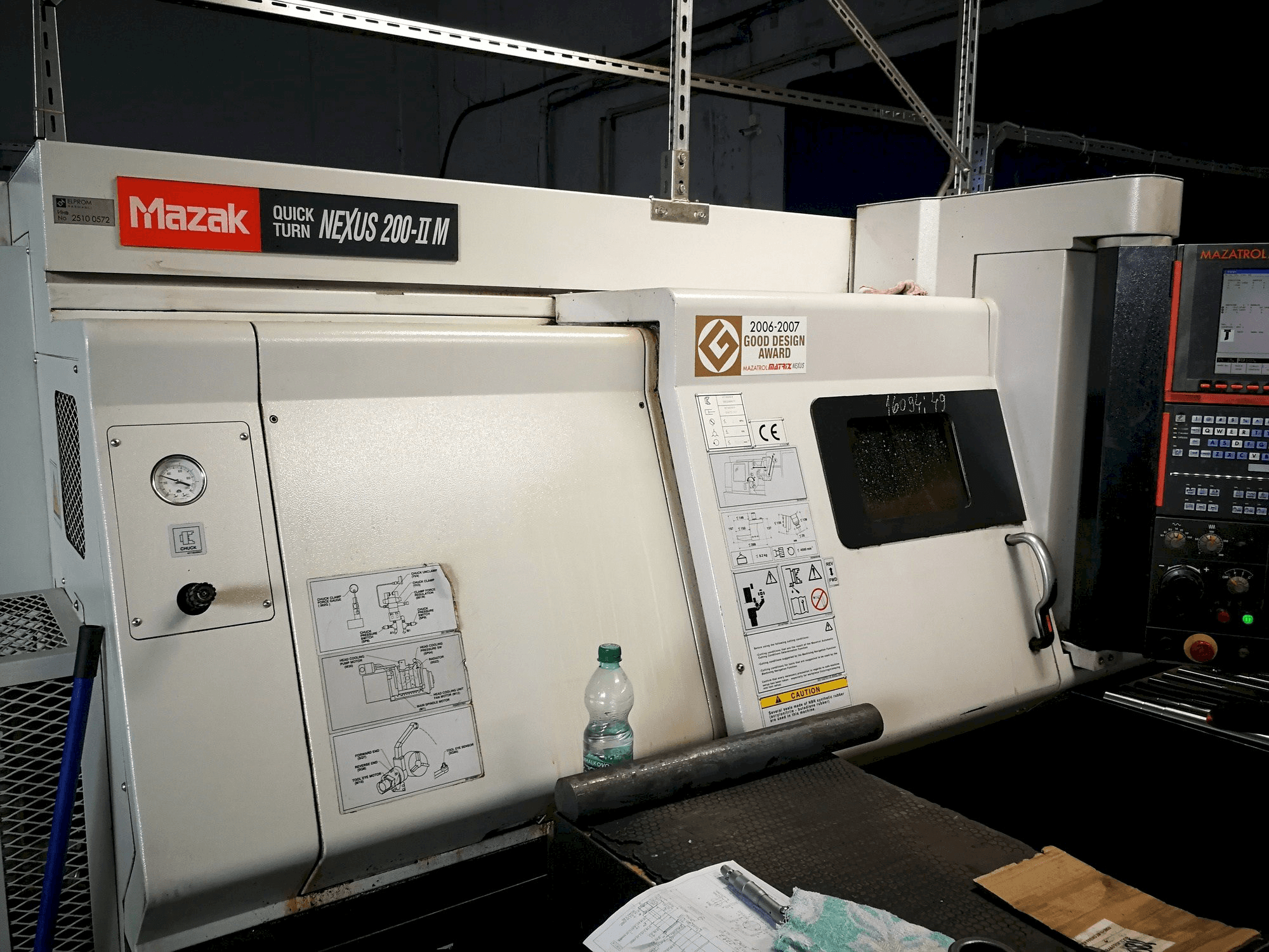 A Mazak Quick Turn Nexus 250-II M gép elölnézete