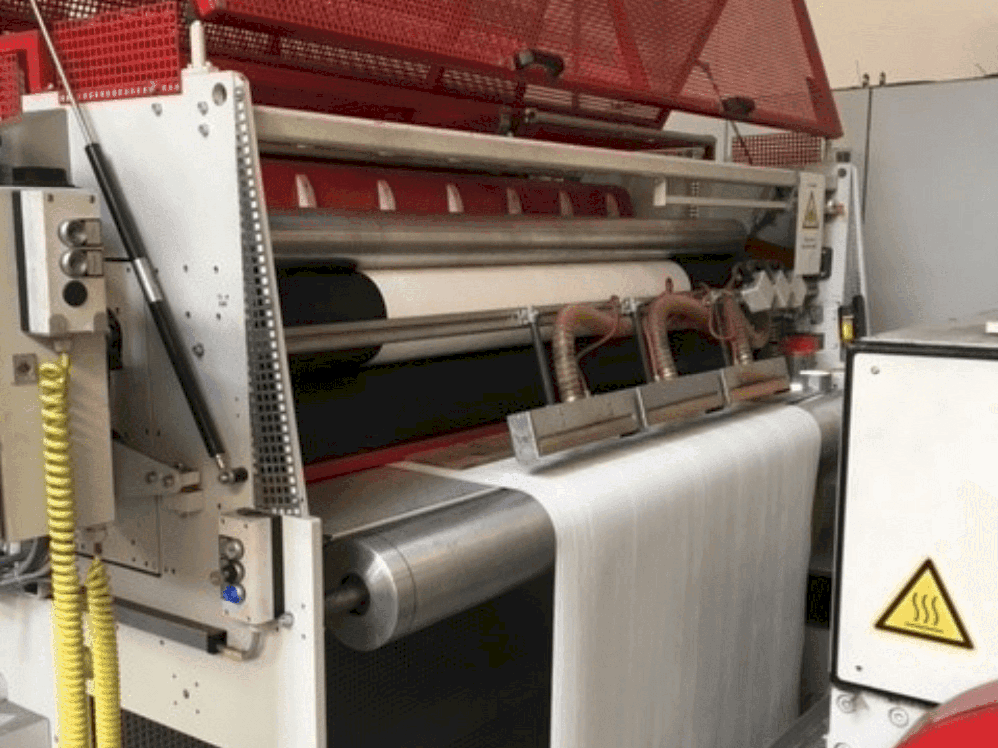 A HSM ABW-ROTA-2200 gép elölnézete