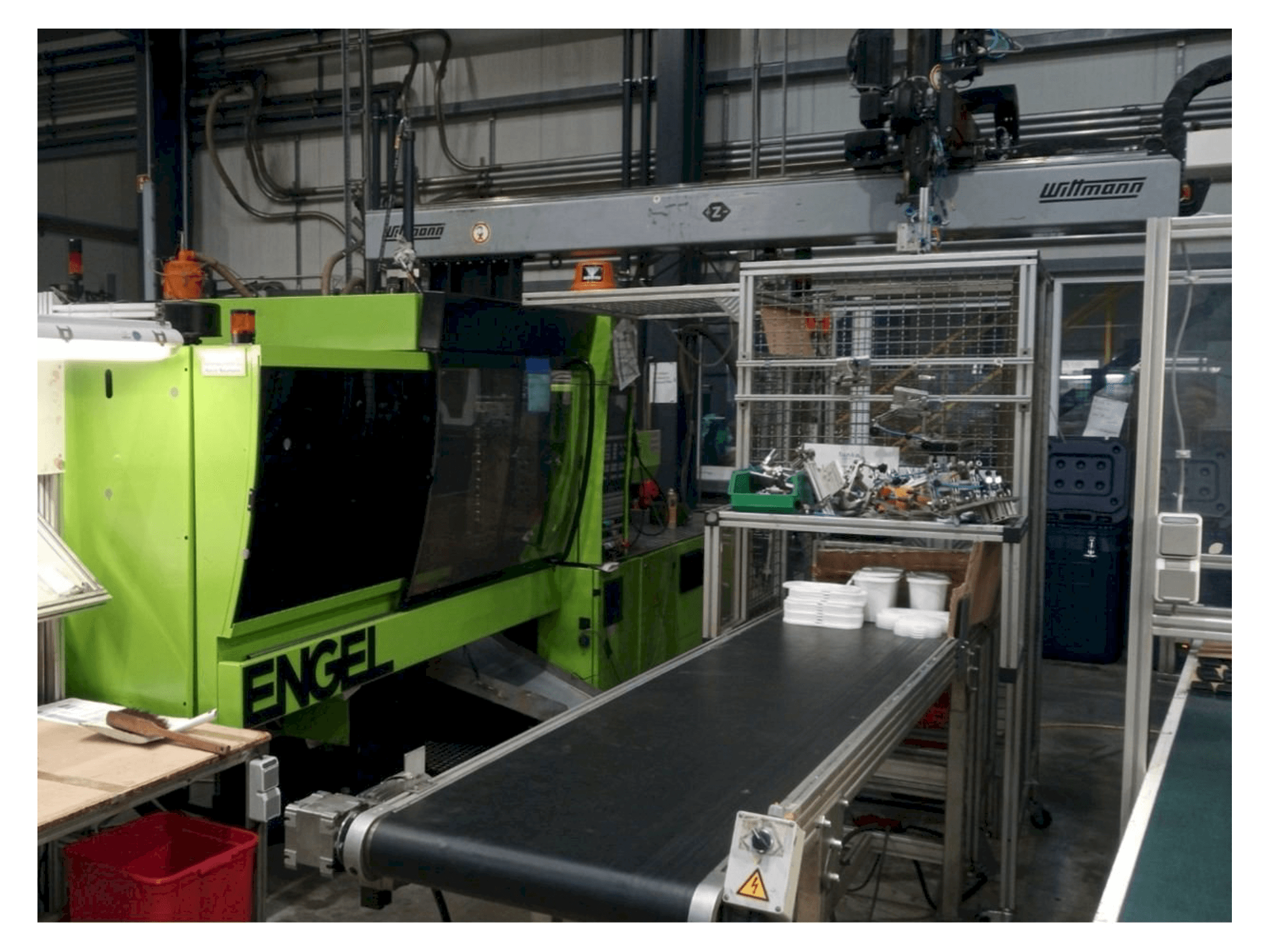 A Engel VICTORY 500/120 Phoenix gép elölnézete