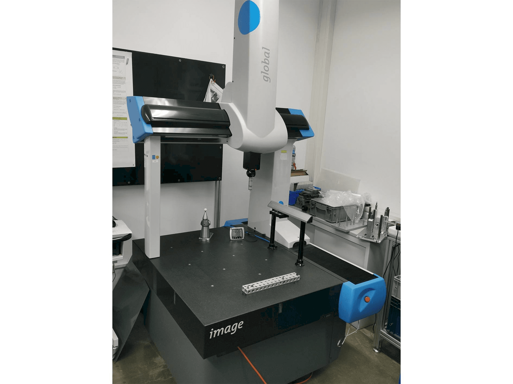 A DEA GLOBAL I/070505 gép elölnézete