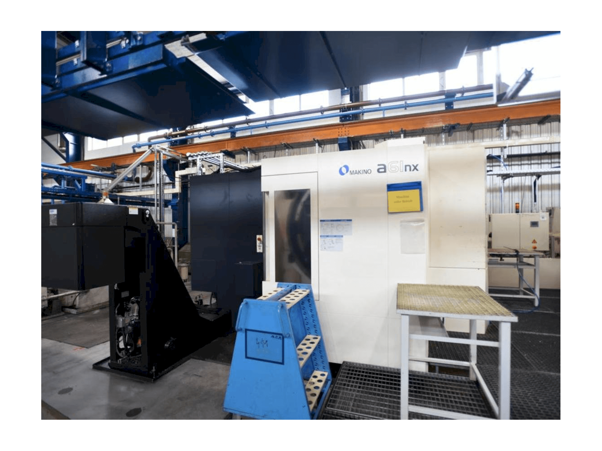 A Makino a61nx Pro 6 gép elölnézete