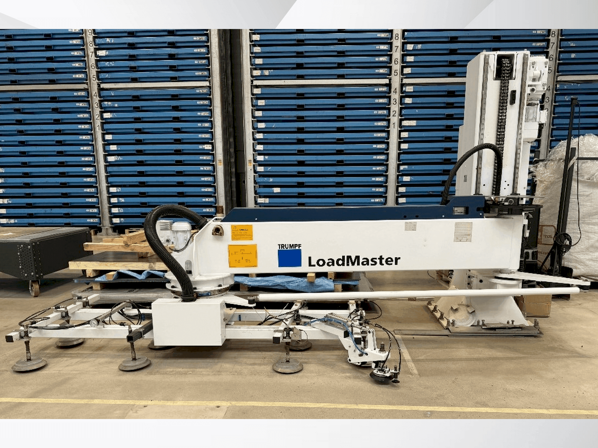 A TRUMPF LoadMaster gép elölnézete