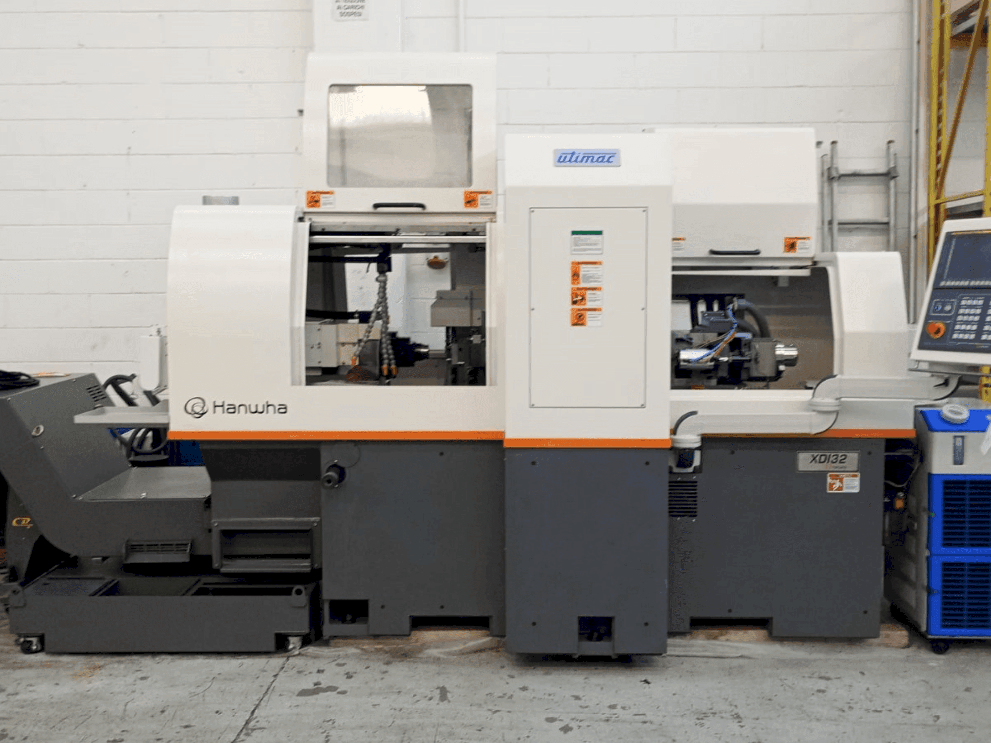 A Hanwha XDI32-N gép elölnézete
