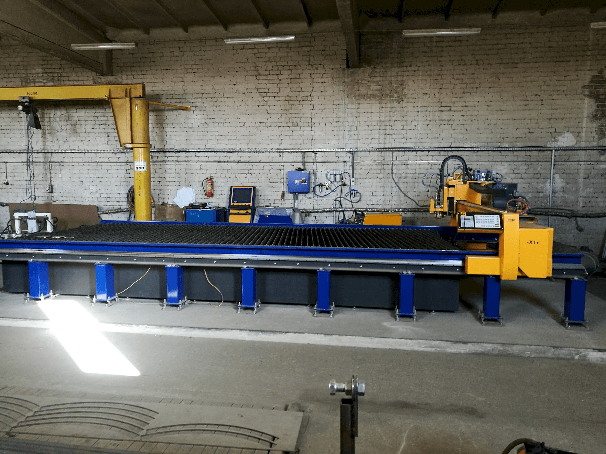A MicroStep PlasmaCut 6001.25PG gép elölnézete