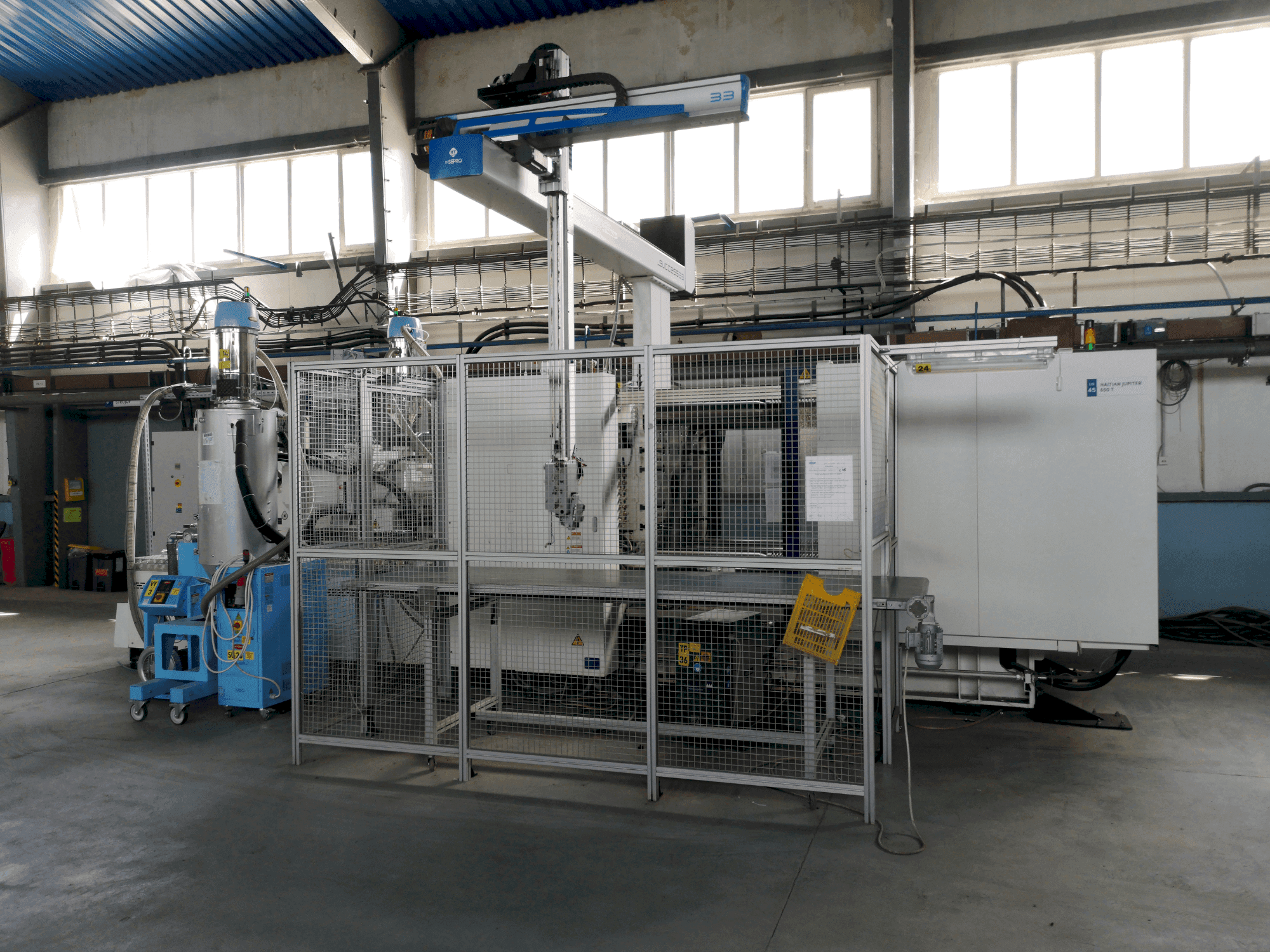 A HAITIAN Jupiter 650 II gép elölnézete