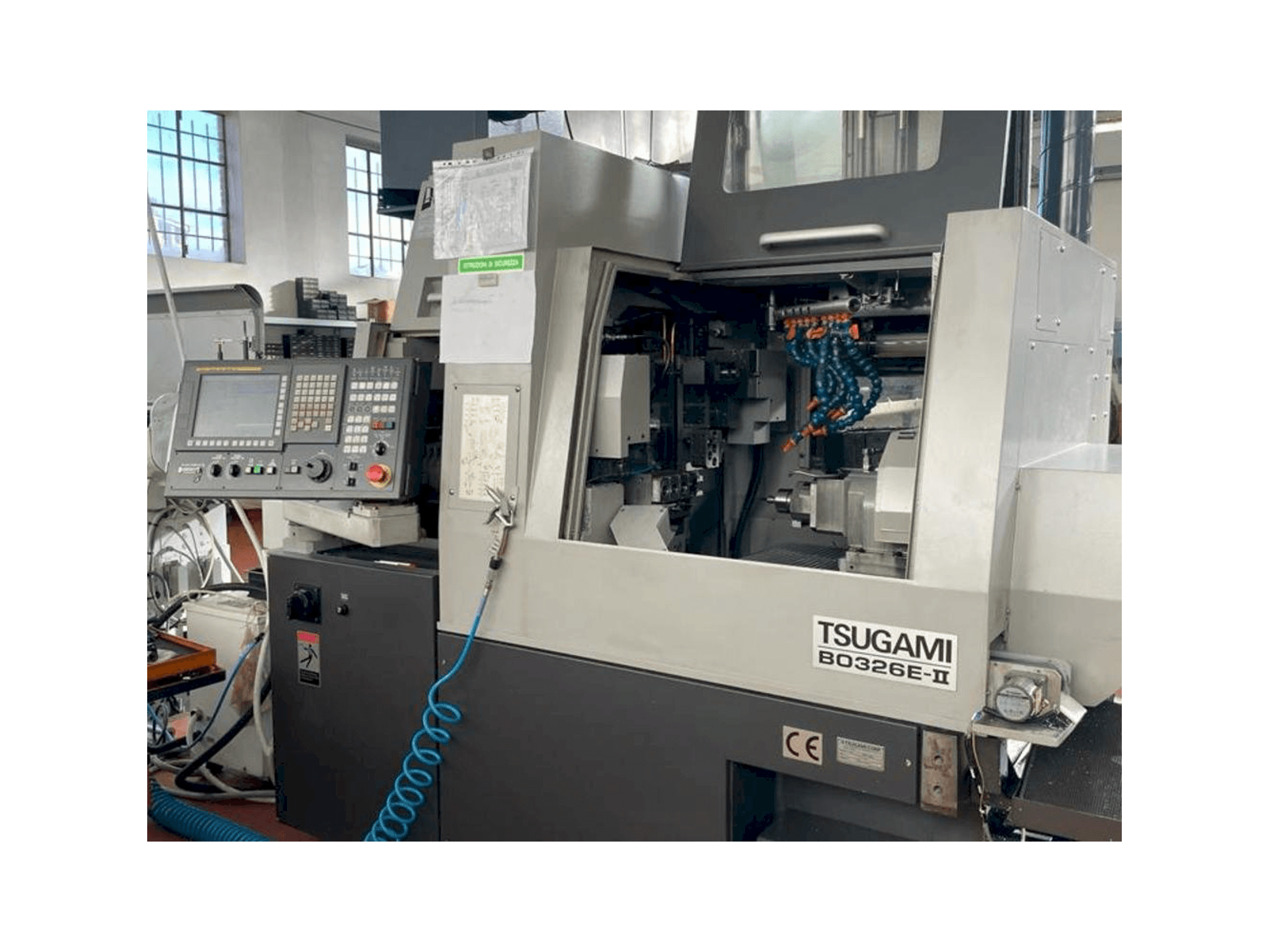 A TSUGAMI B0326E-II gép elölnézete