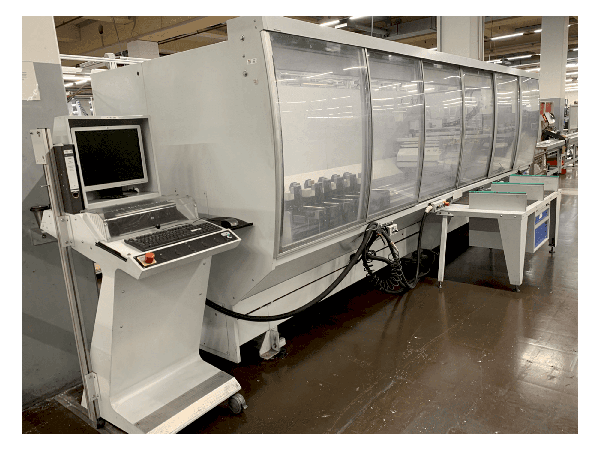 A FomIndustrie Dali 40 gép oldalnézete