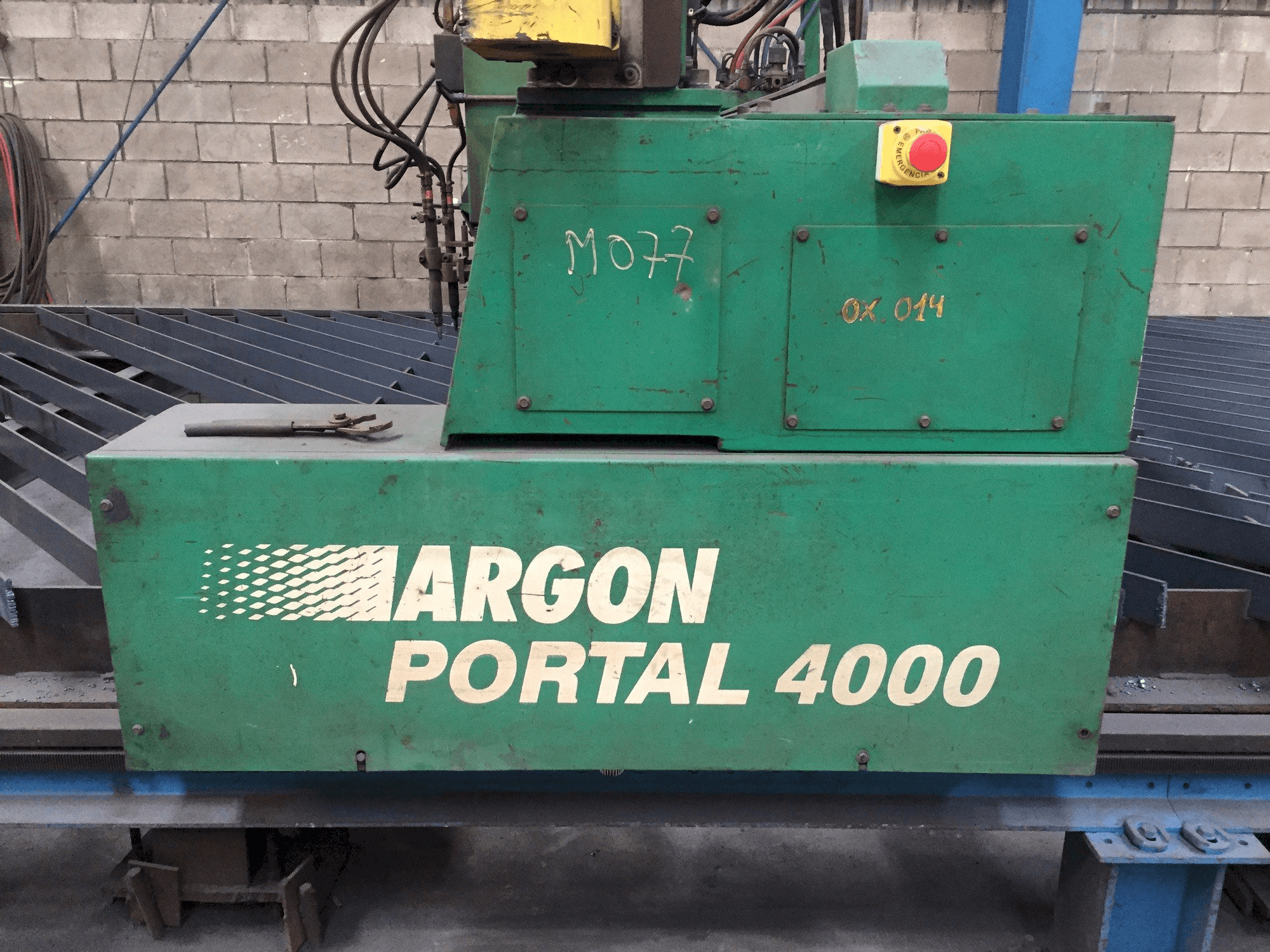 A ARGON PORTAL 4000 gép elölnézete