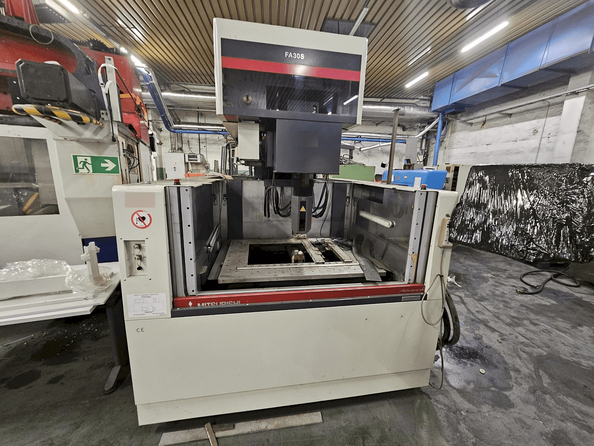 A Mitsubishi FA30VM gép elölnézete
