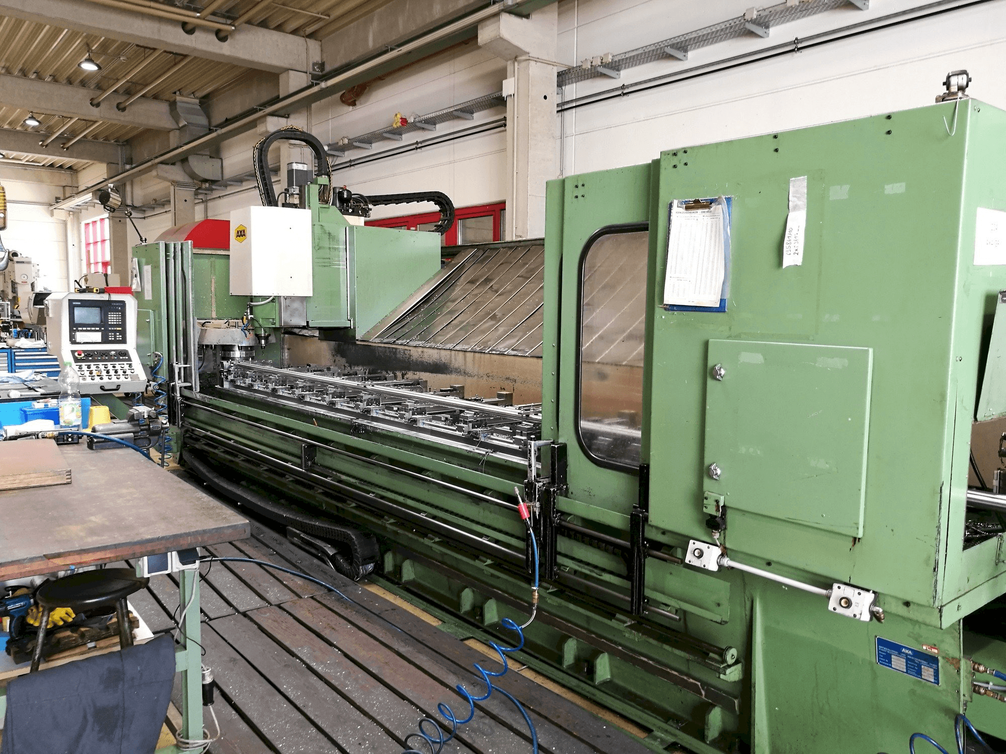 A AXA VSC 3 gép elölnézete