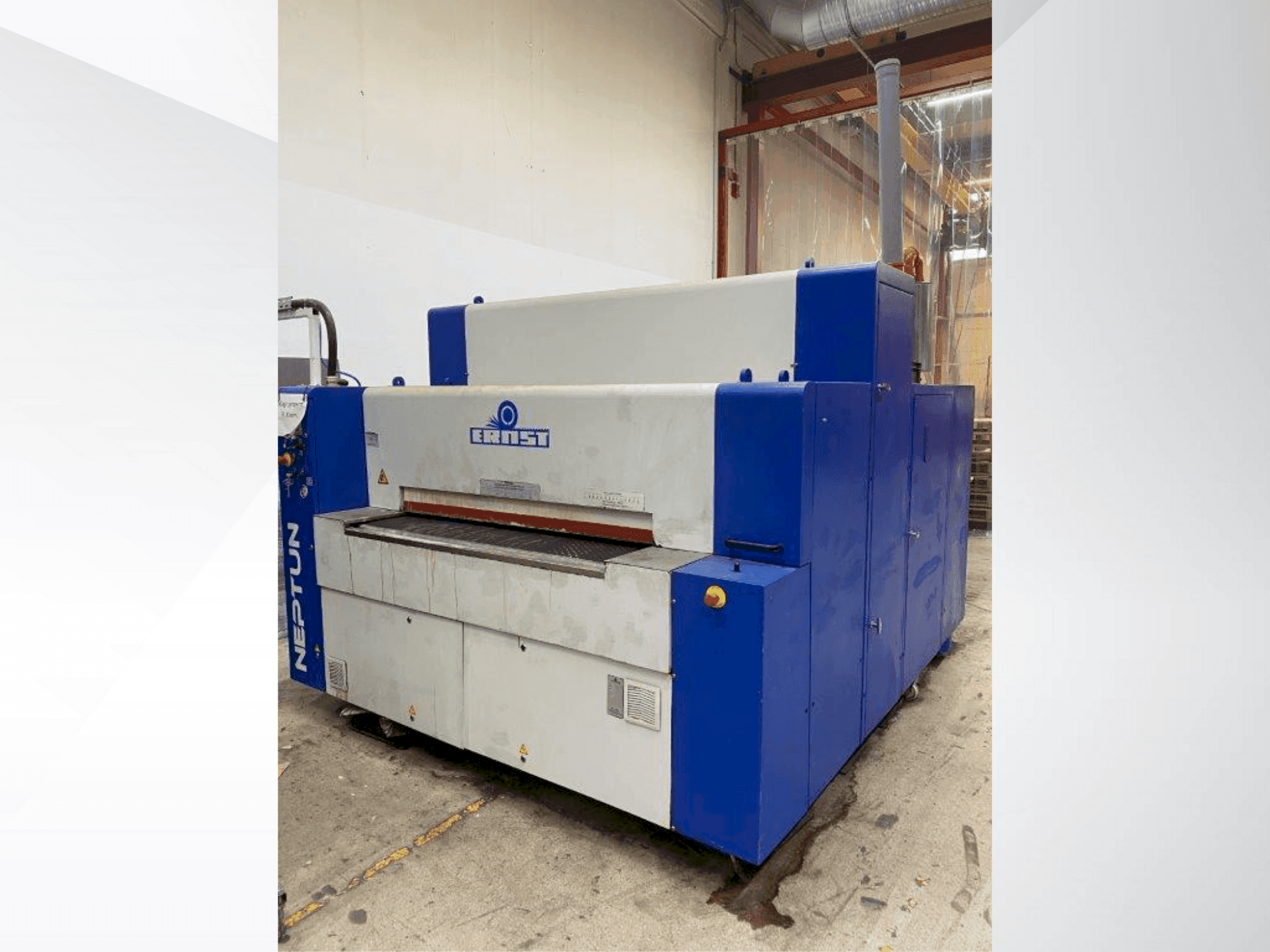 A ERNST Neptun EKB gép elölnézete