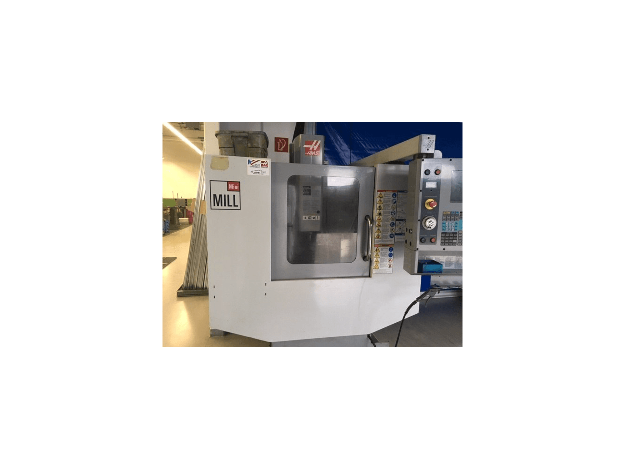 A HAAS Mini Mill HE gép elölnézete