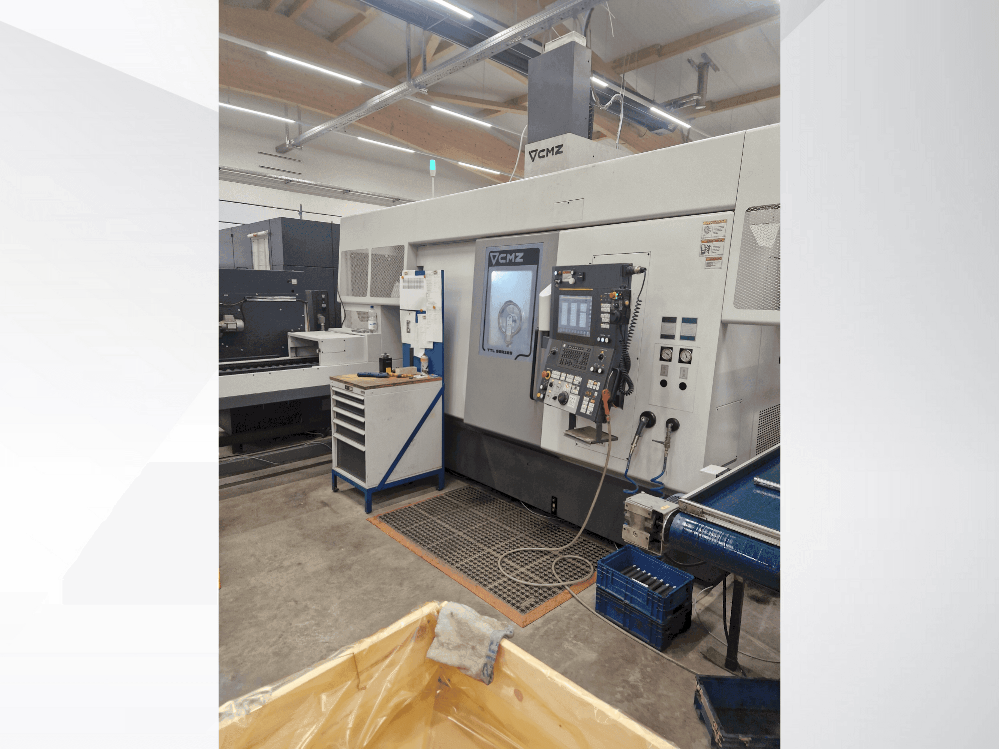 A CMZ TTL-66-66-TTY-T2Y gép elölnézete