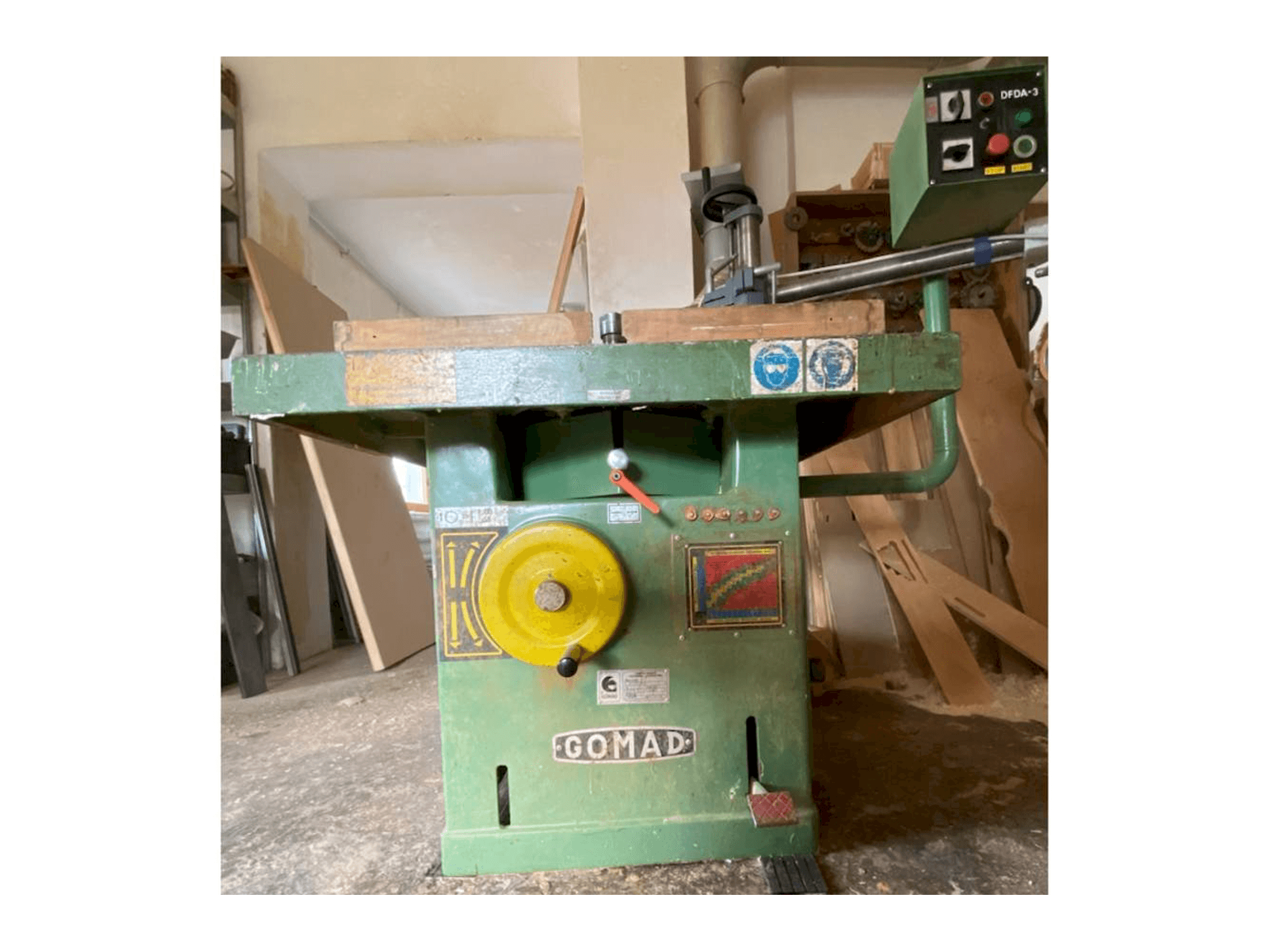 A GOMAD DFDA-3 gép elölnézete