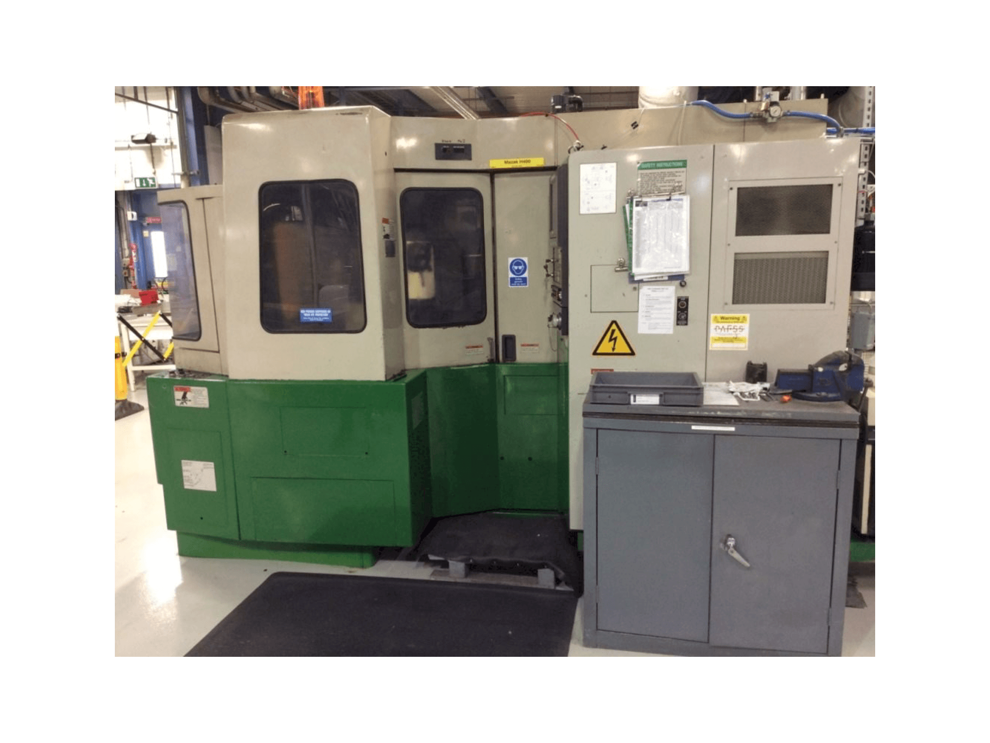 A Mazak Mazatech H400 gép elölnézete