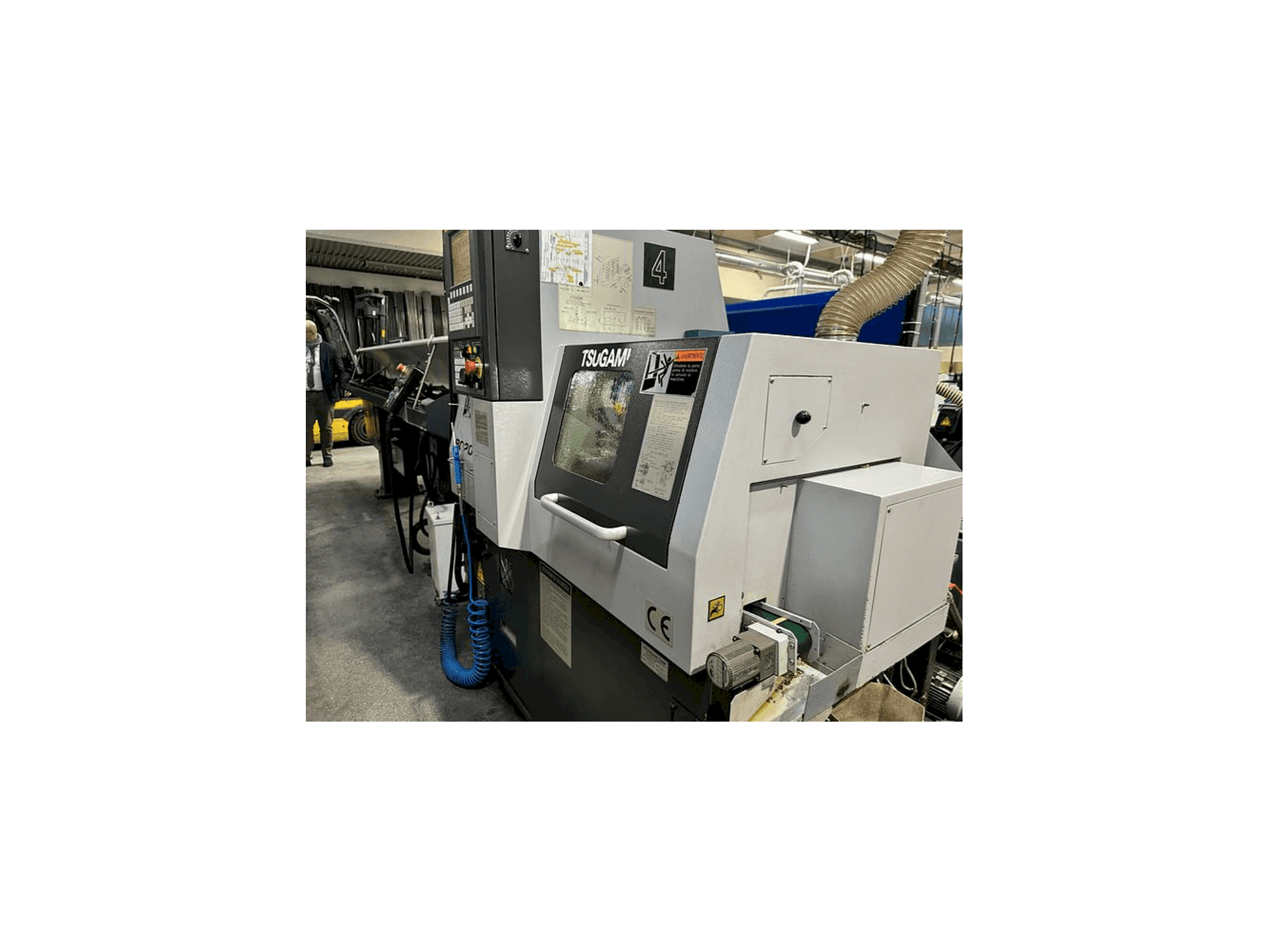 A TSUGAMI B0205E-II gép elölnézete