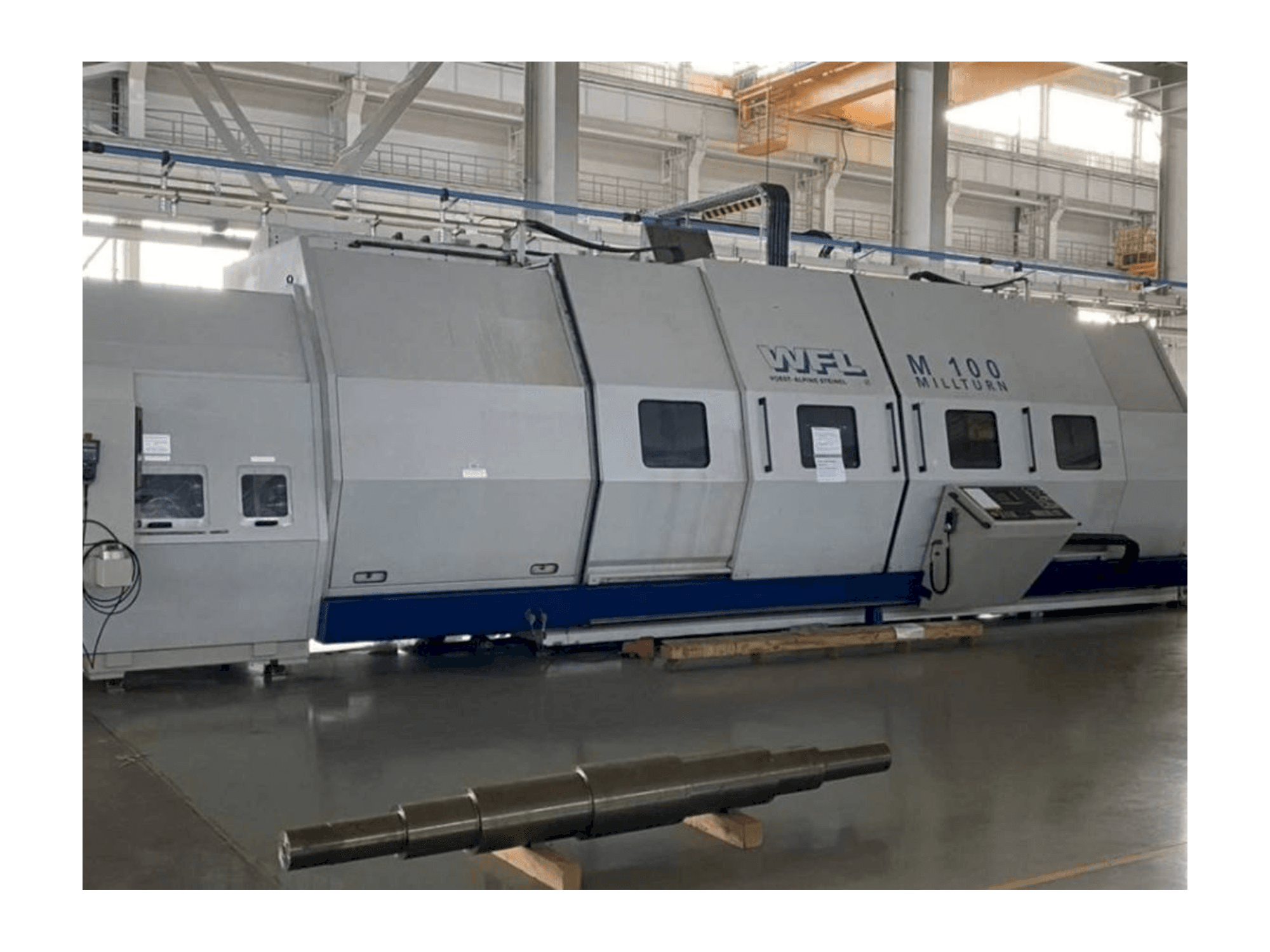 A WFL M 100 gép elölnézete