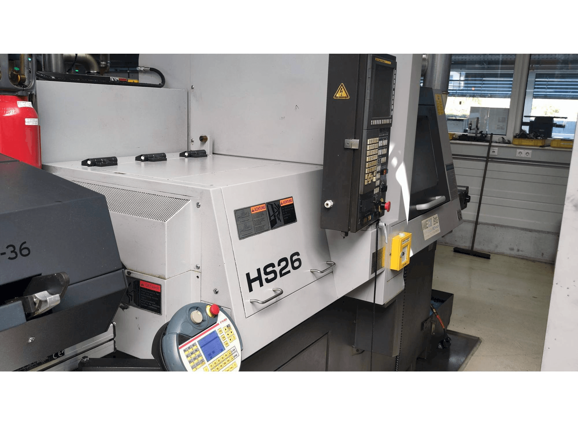 A TSUGAMI HS26 gép oldalnézete