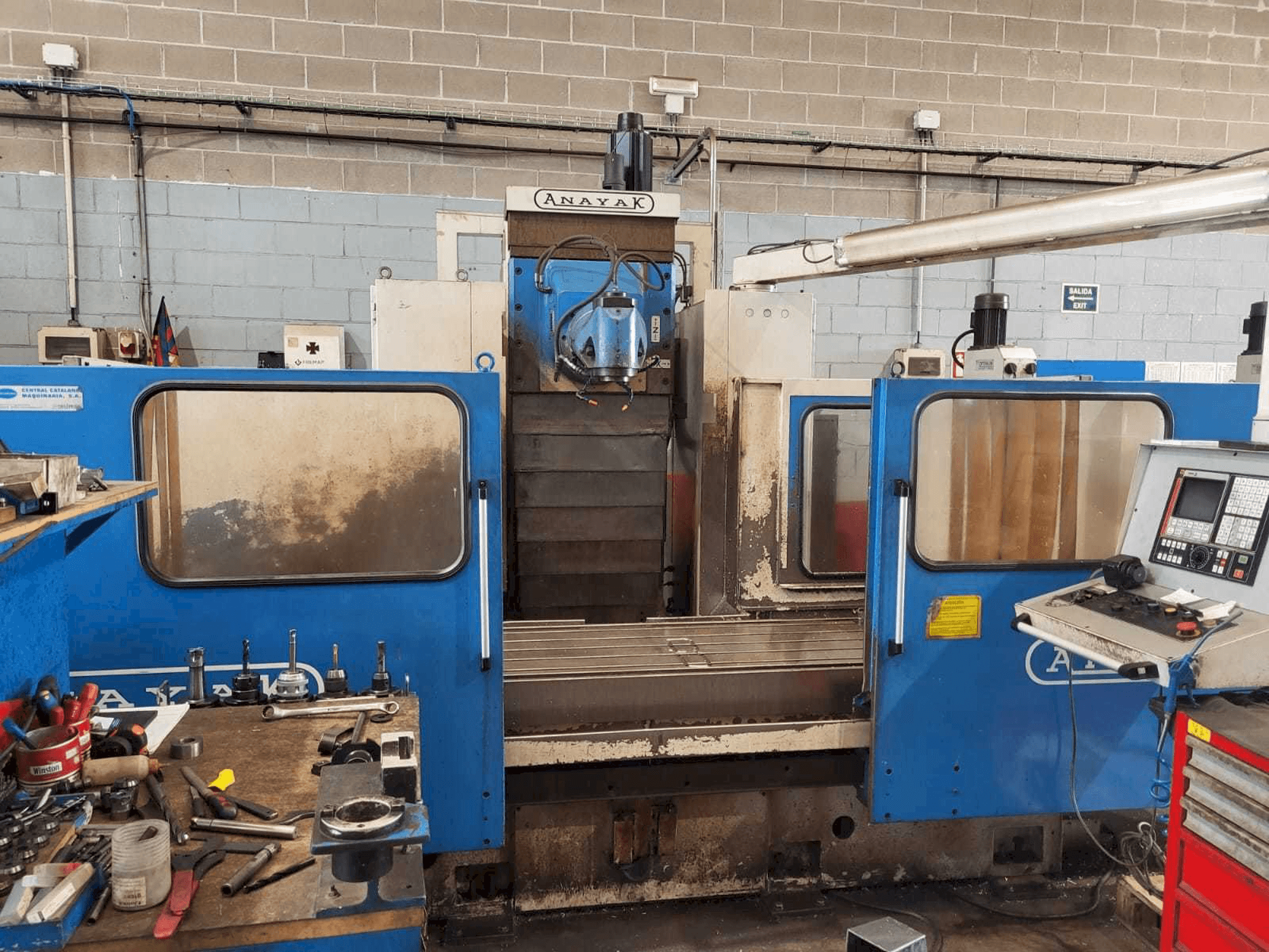 A ANAYAK VH-2200 gép elölnézete