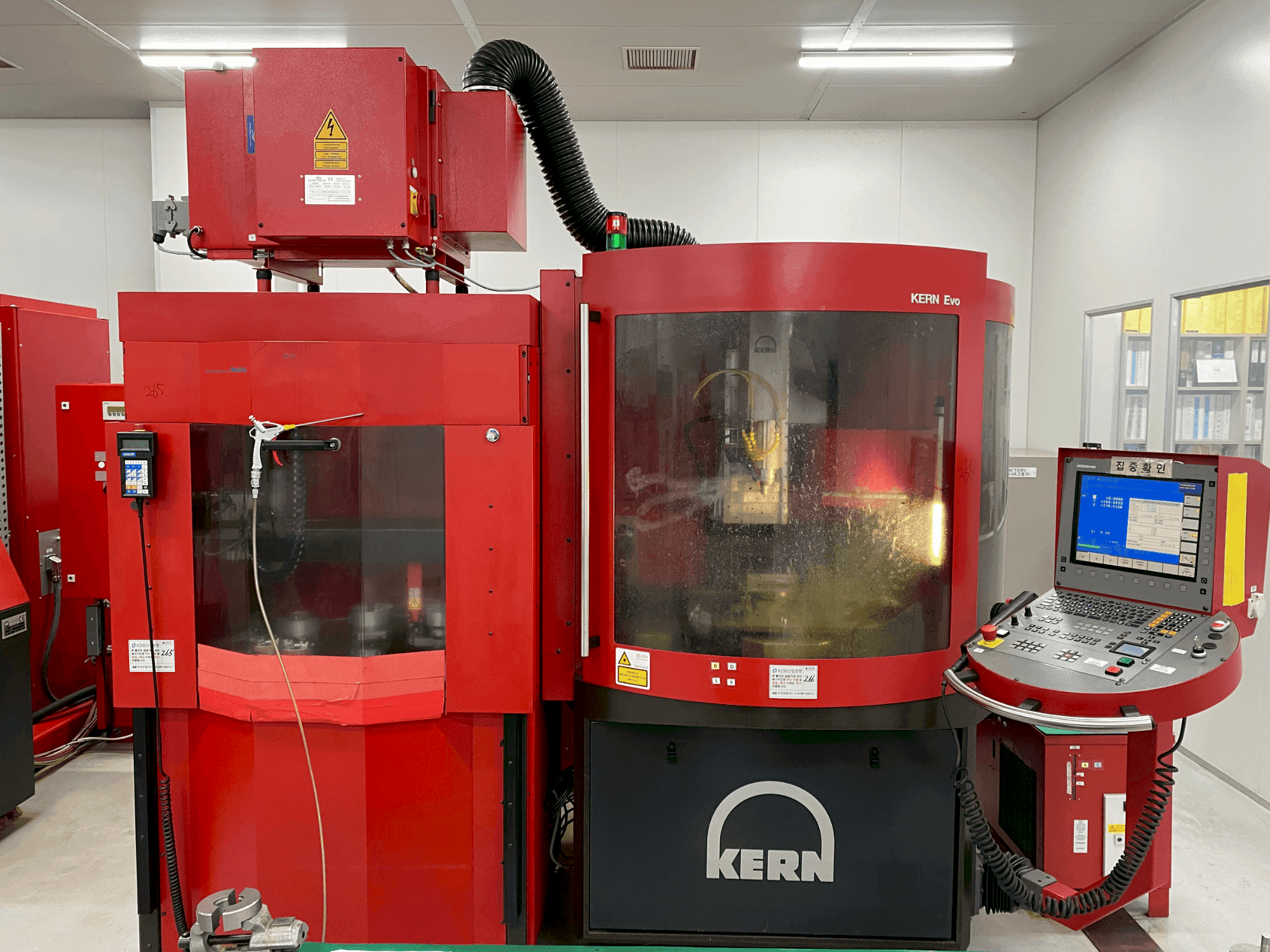 A KERN EVO (2010) gép elölnézete