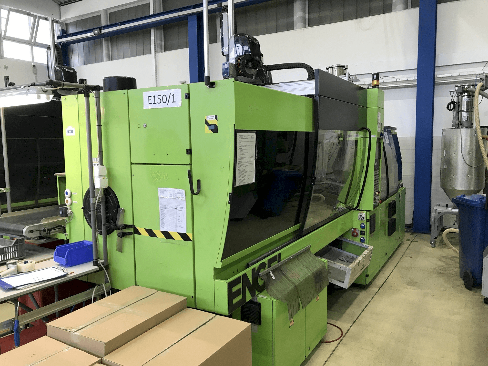 A ENGEL VC 750/150 Plus gép elölnézete