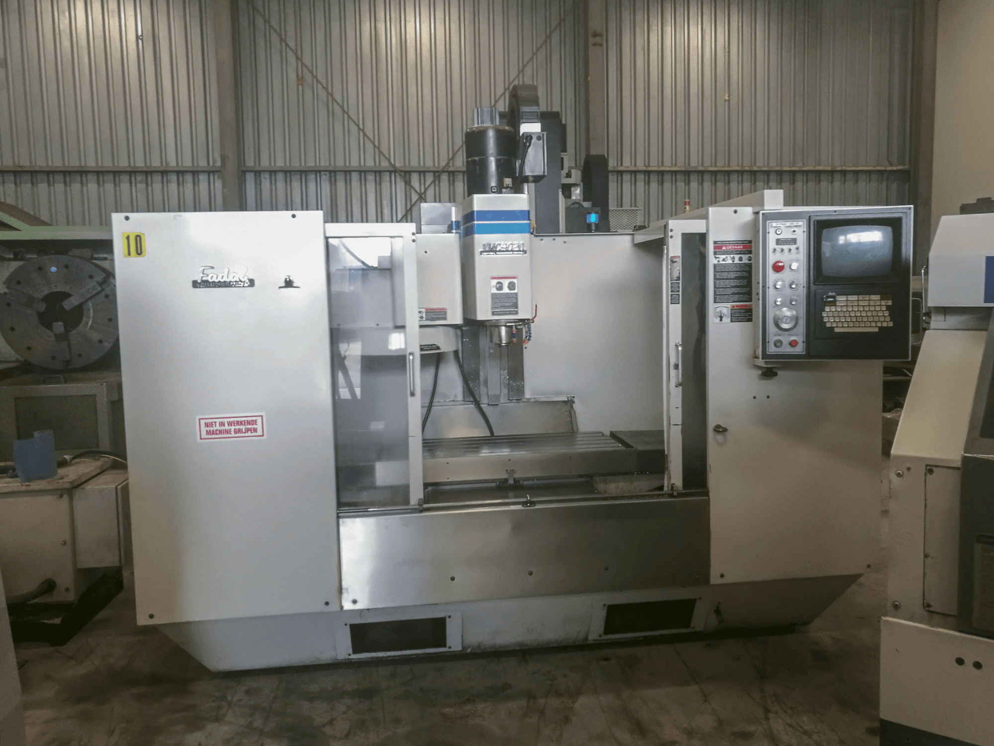 A FADAL VMC 4020HT gép elölnézete
