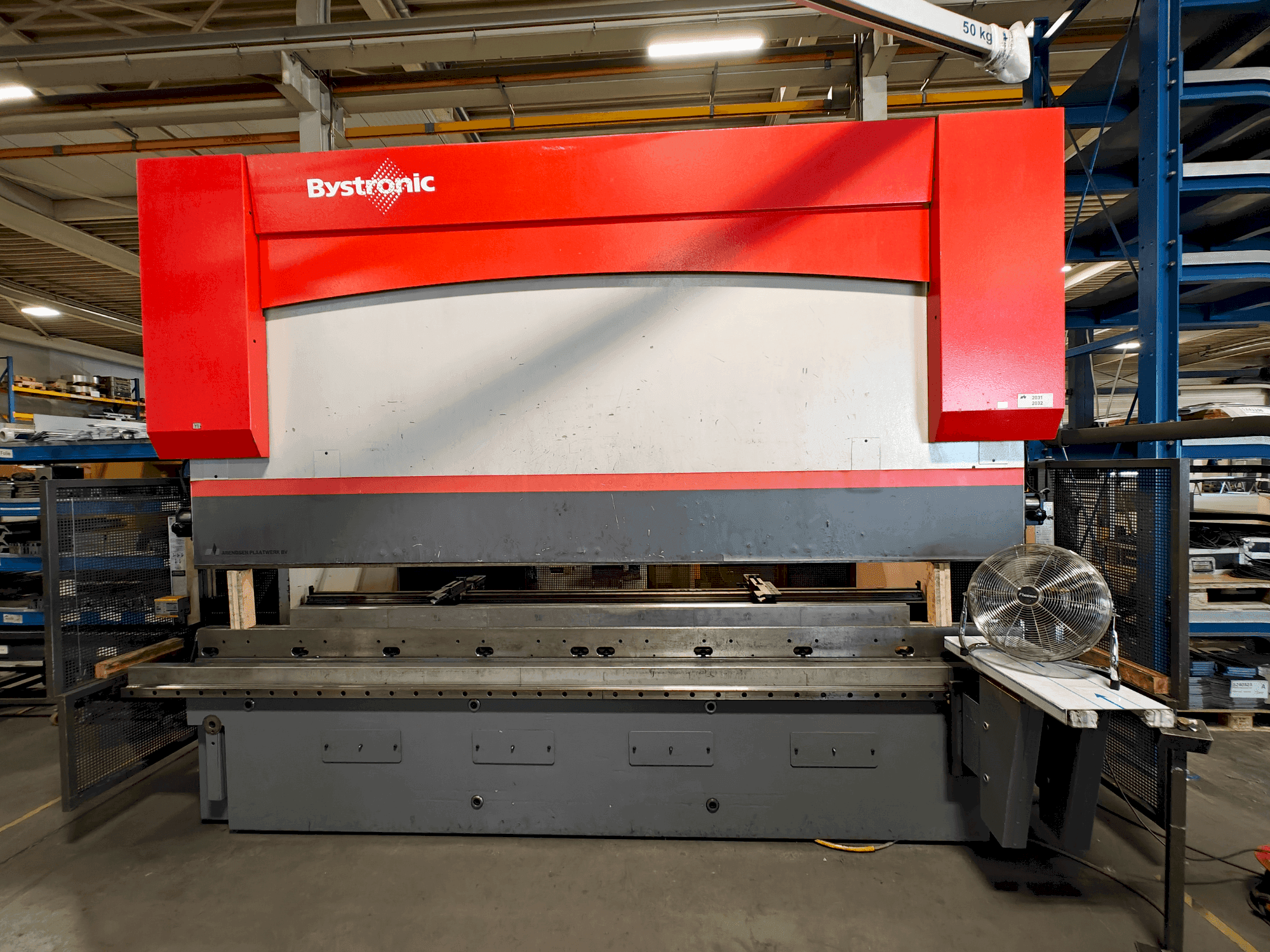 A Bystronic PR 200x4100 gép elölnézete