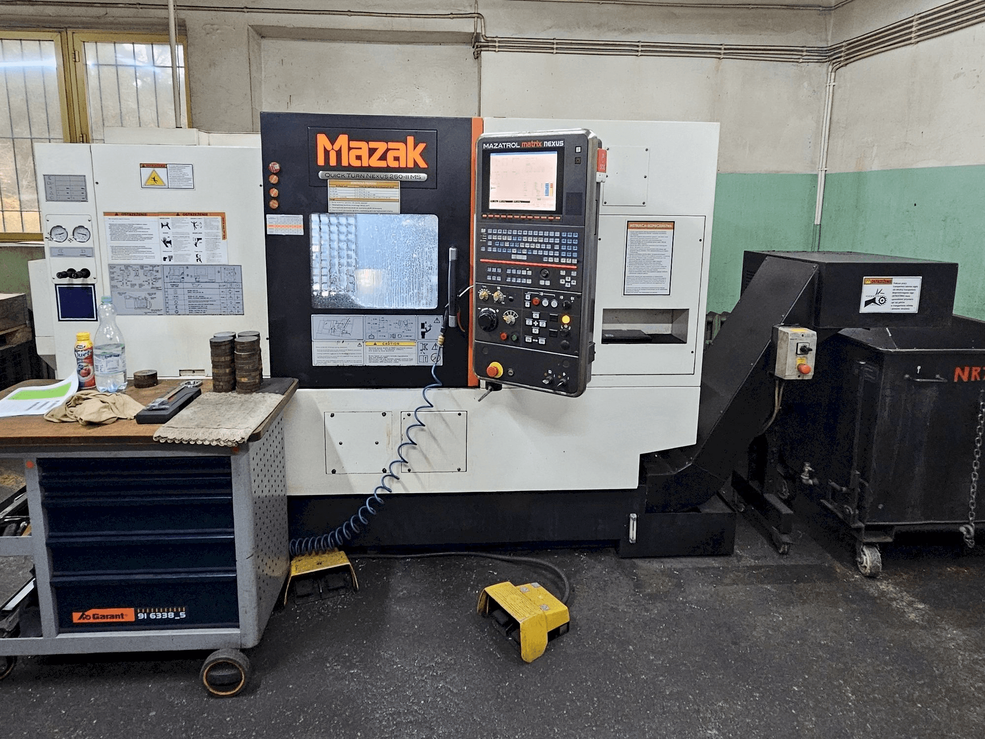 A Mazak Quickturn Nexus 250-II MS gép elölnézete