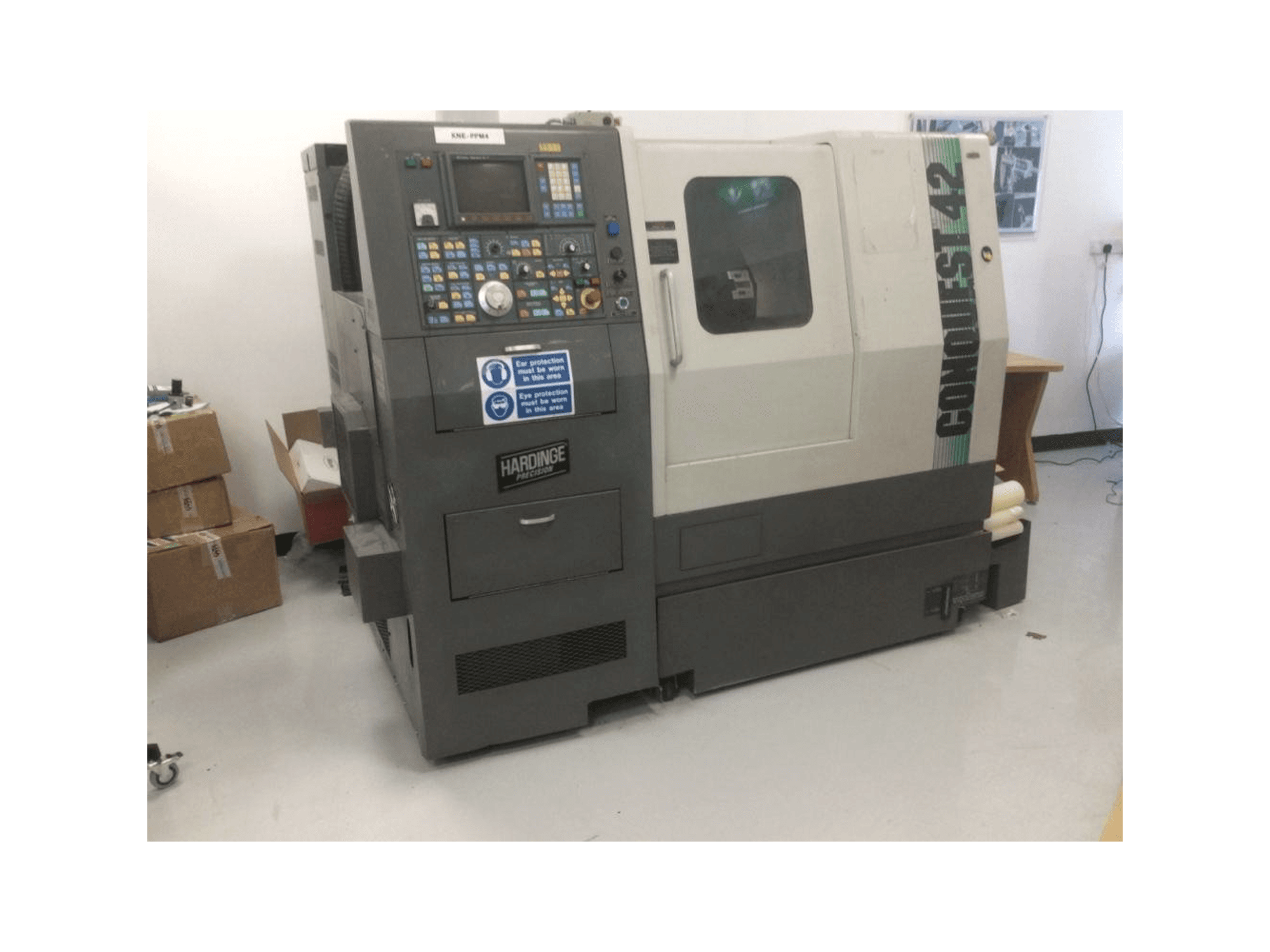 A Hardinge Conquest 42 gép elölnézete