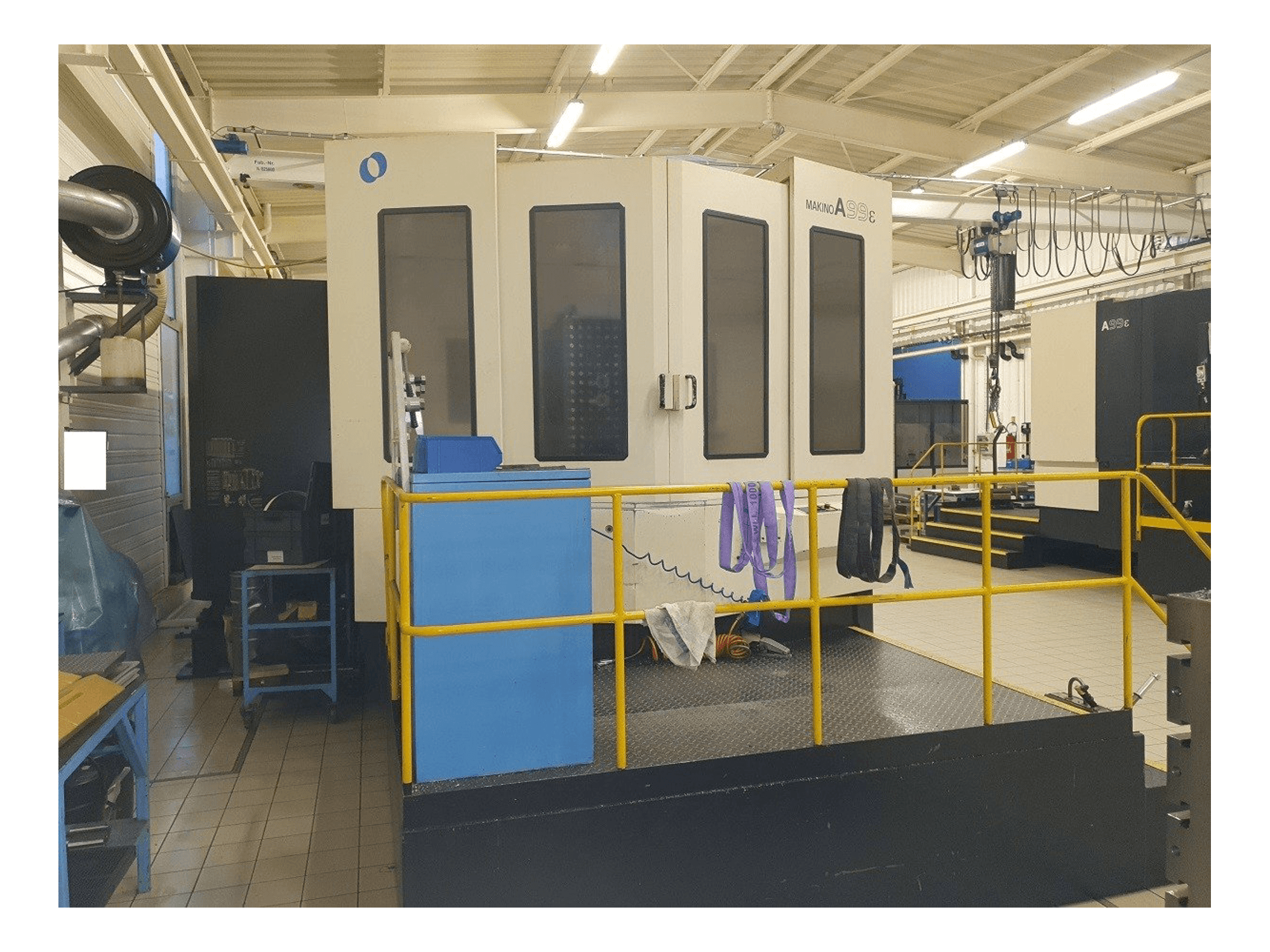 A Makino A99 gép elölnézete