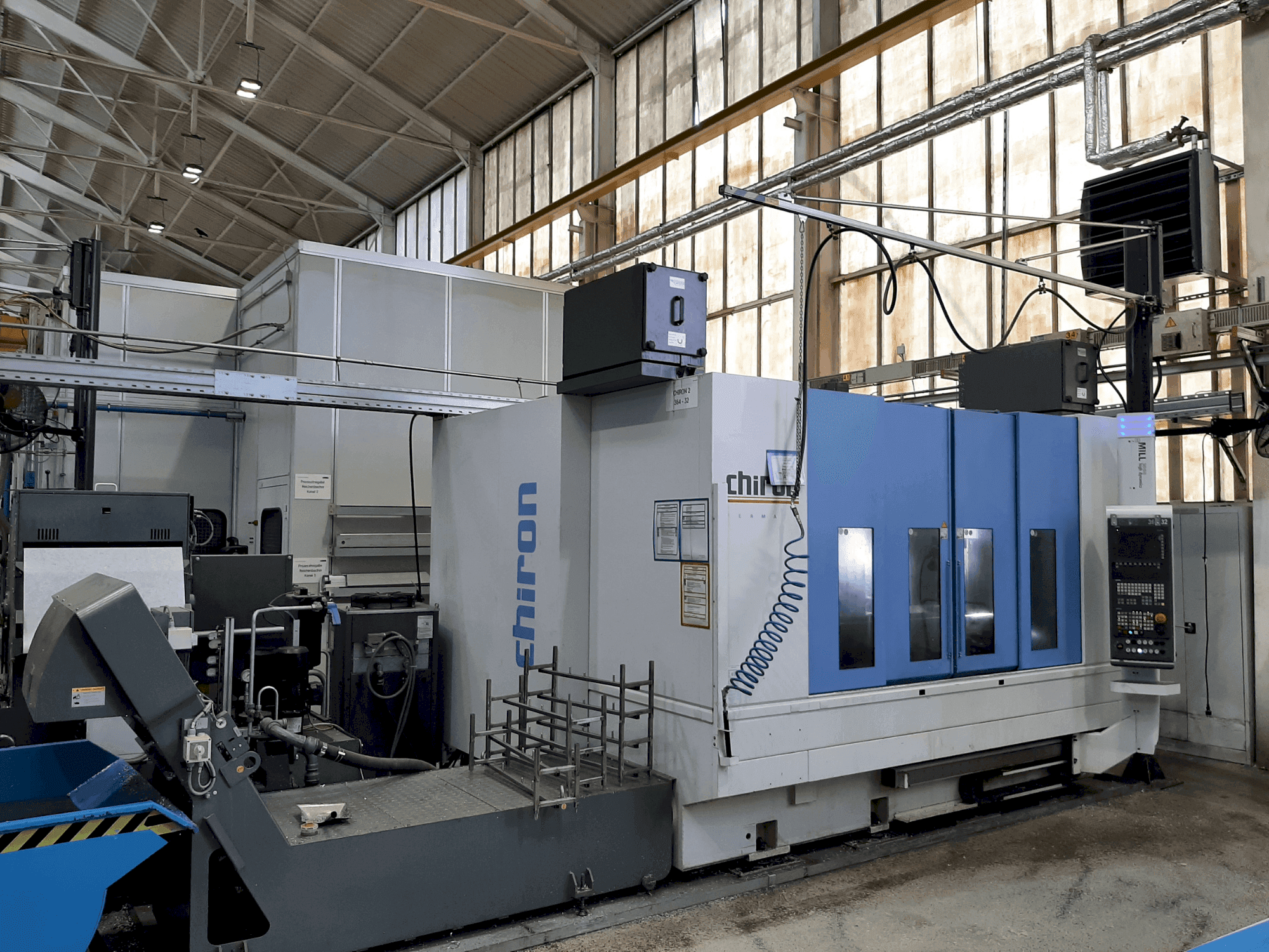 A CHIRON Mill 2000 High Dynamics (2018) gép elölnézete