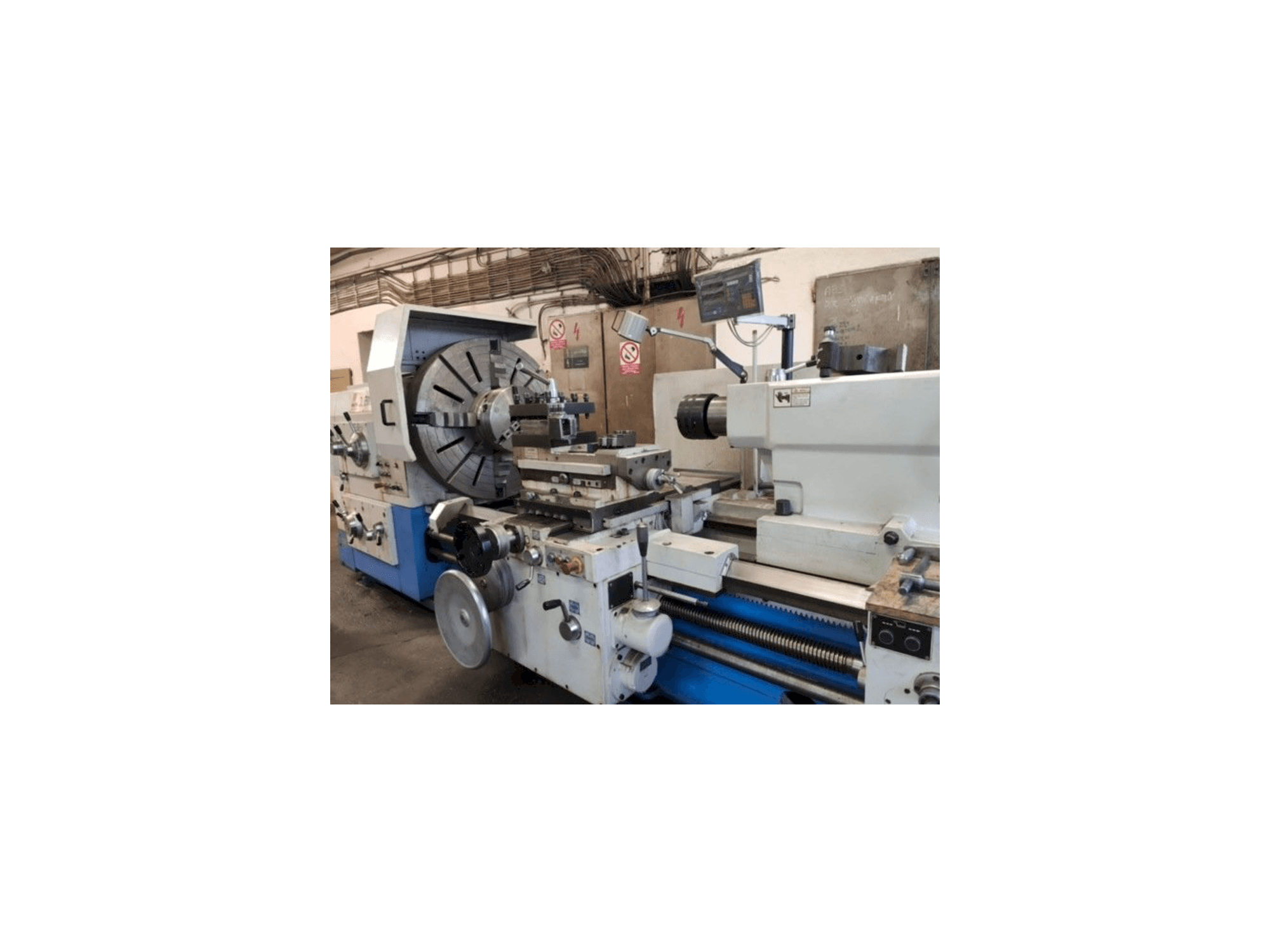 A KNUTH DL E Heavy 500/1500 gép elölnézete