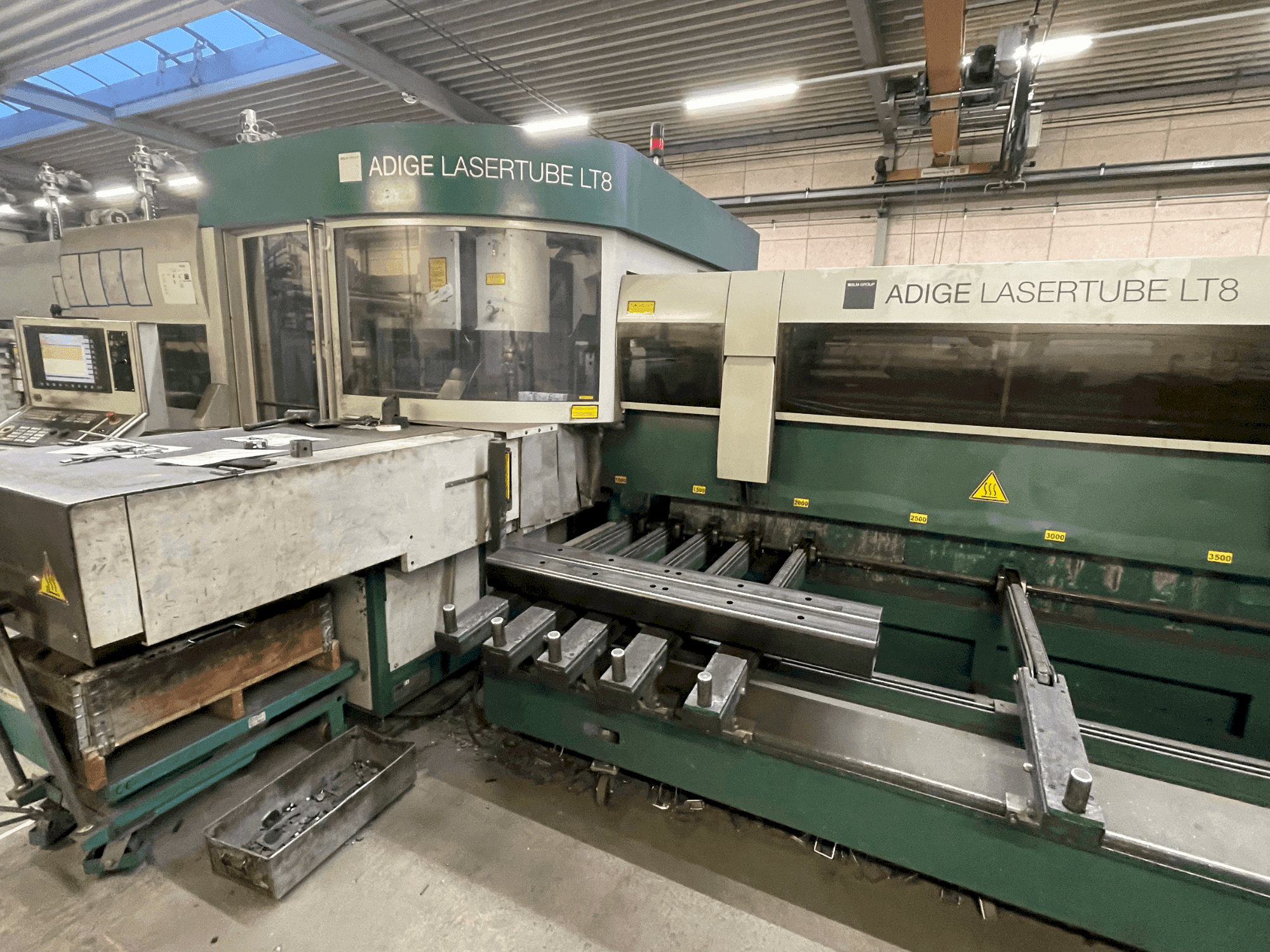 A BLM Adige LT8 gép elölnézete