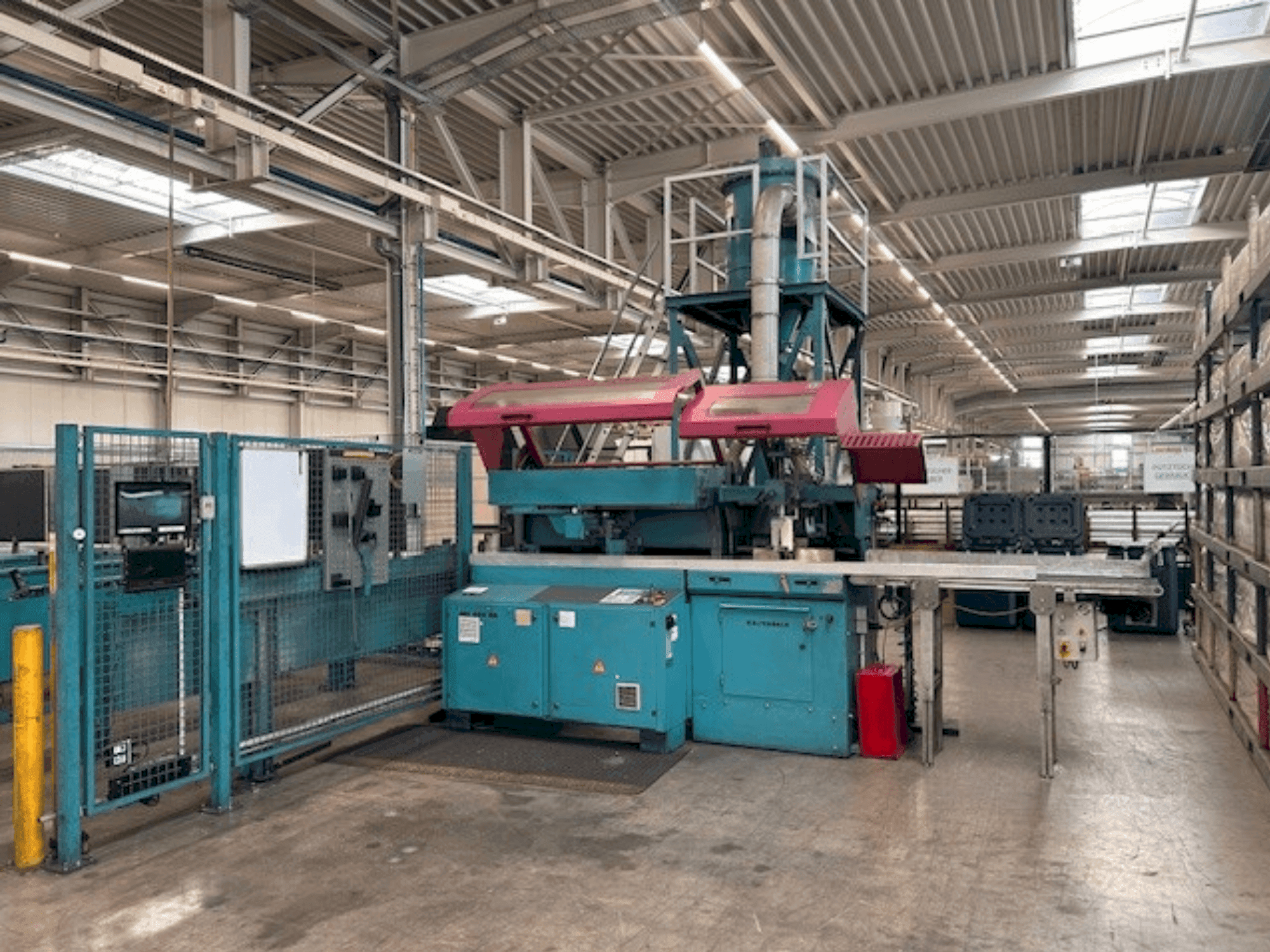 A KALTENBACH SKL 450 NA gép elölnézete