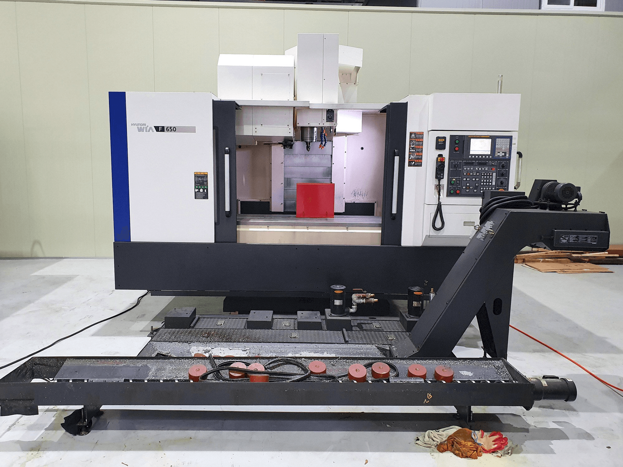 A Hyundai Wia F650 gép elölnézete