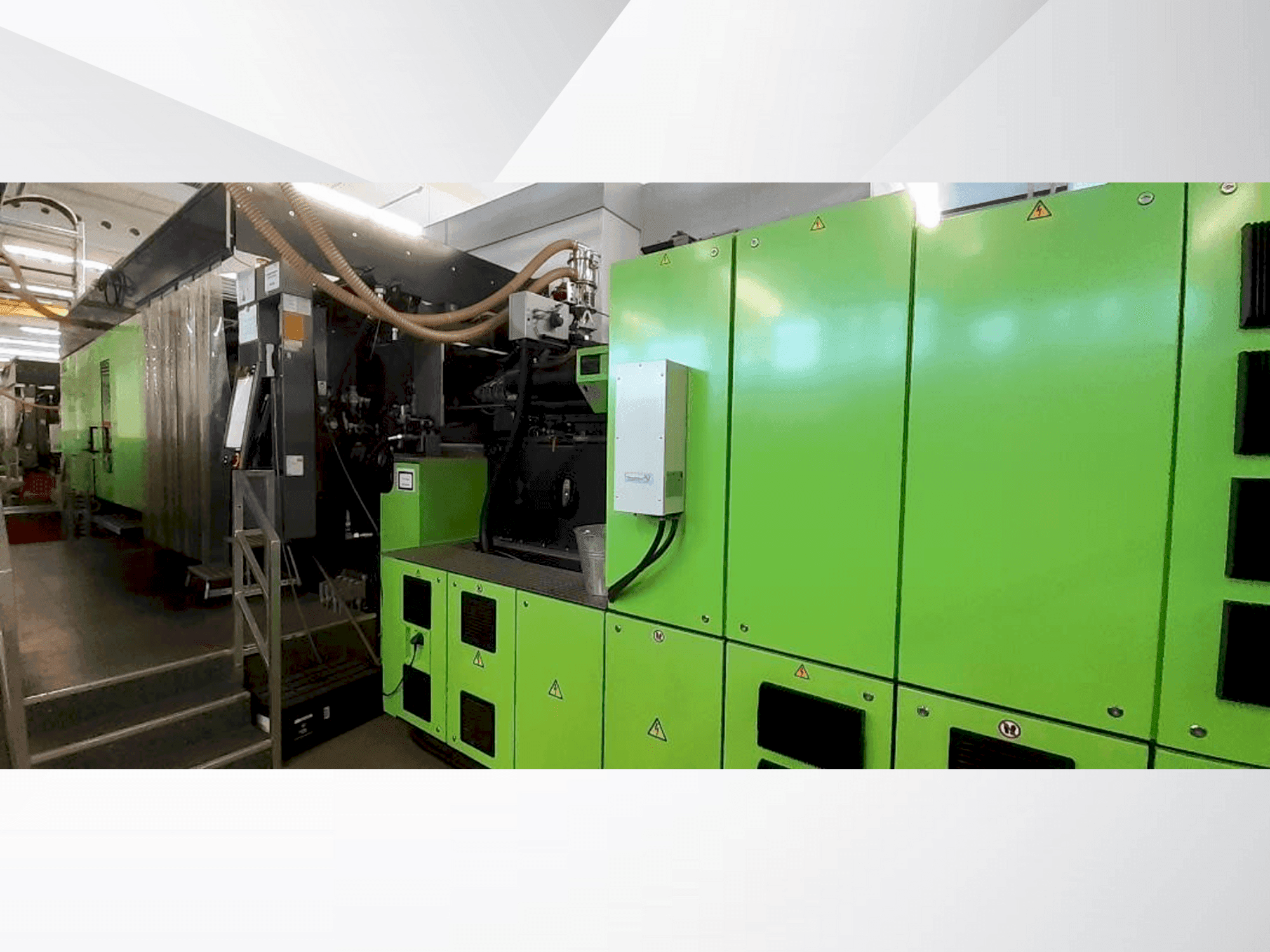 A Engel Duo 740 H / 740 M / 500 WPX combi M gép elölnézete