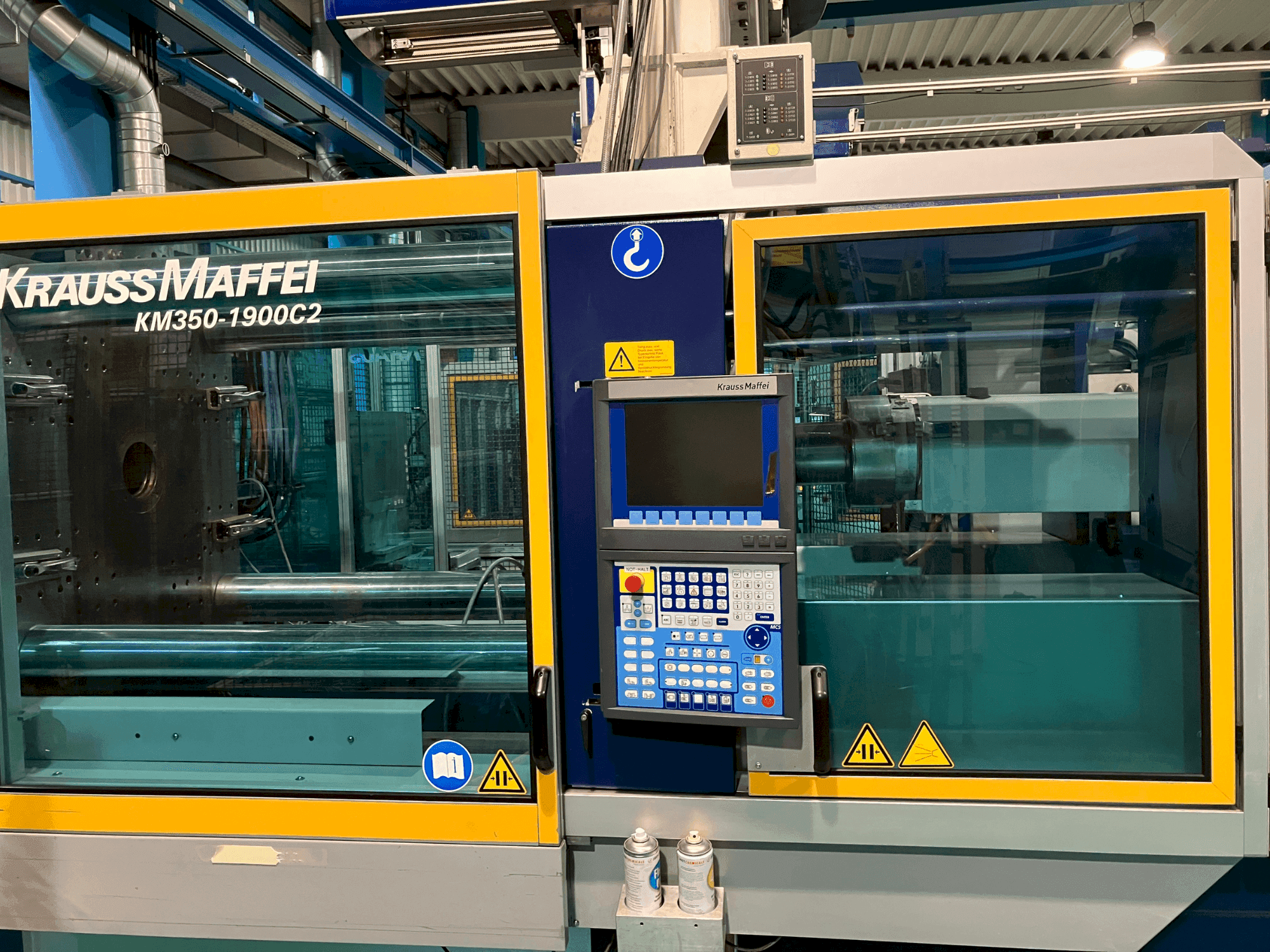 A Krauss Maffei KM350 gép elölnézete