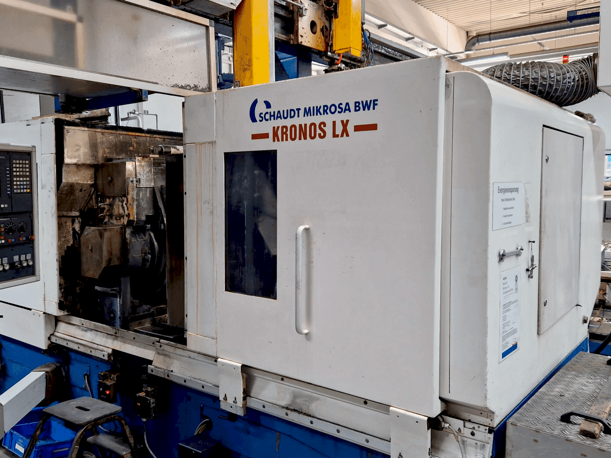 A Schaudt Mikrosa BWF Kronos LX gép elölnézete