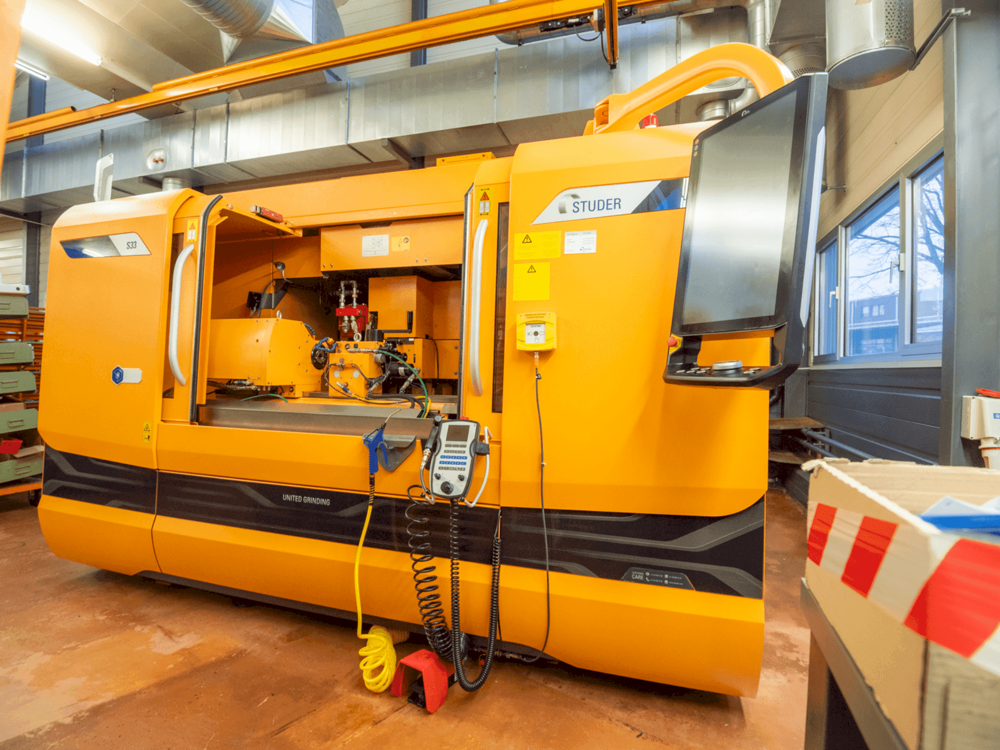 A STUDER S33 gép elölnézete