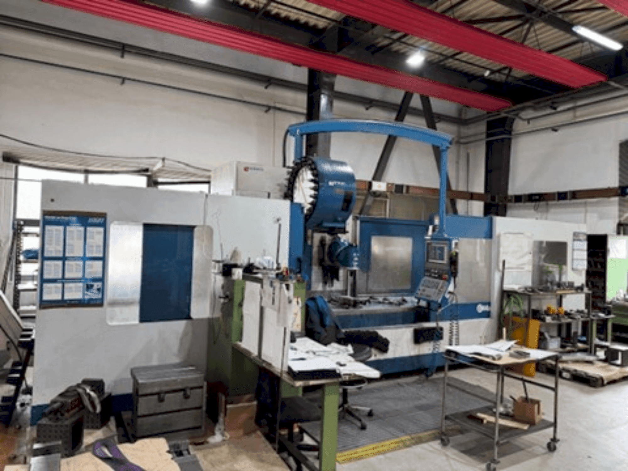 A GORATU G Master 31 gép elölnézete