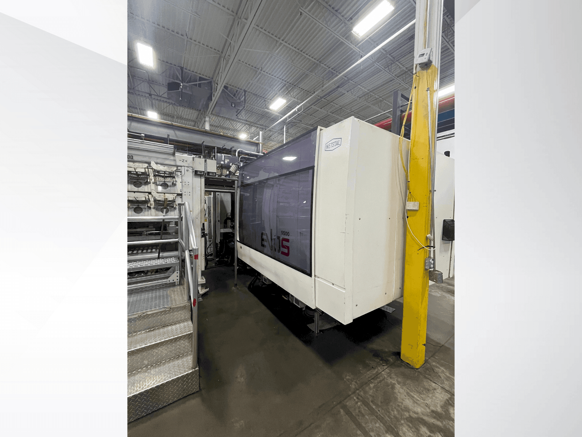 A Netstal EVOS 5500-2900 Speed gép elölnézete