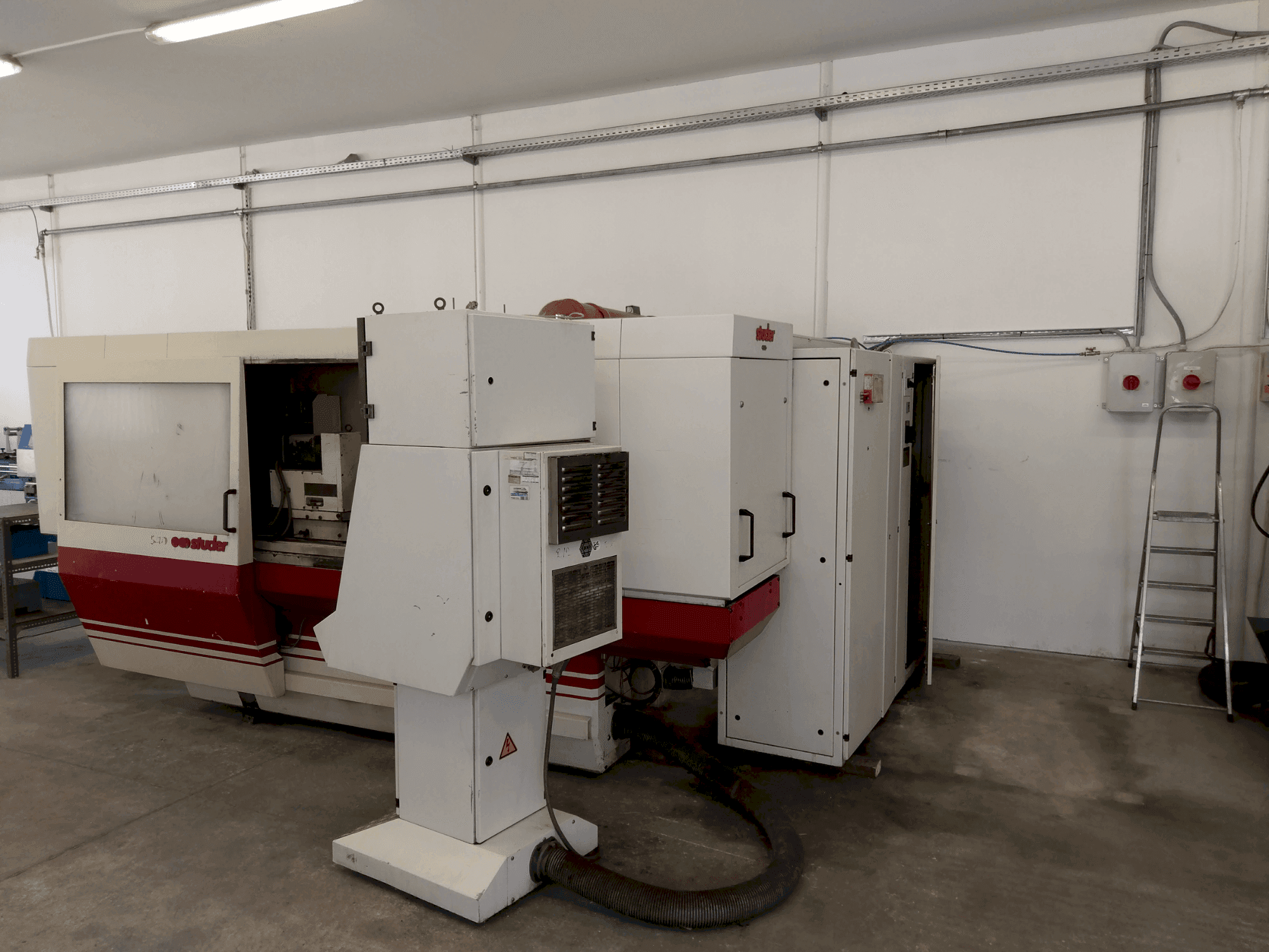 A STUDER S40 gép elölnézete