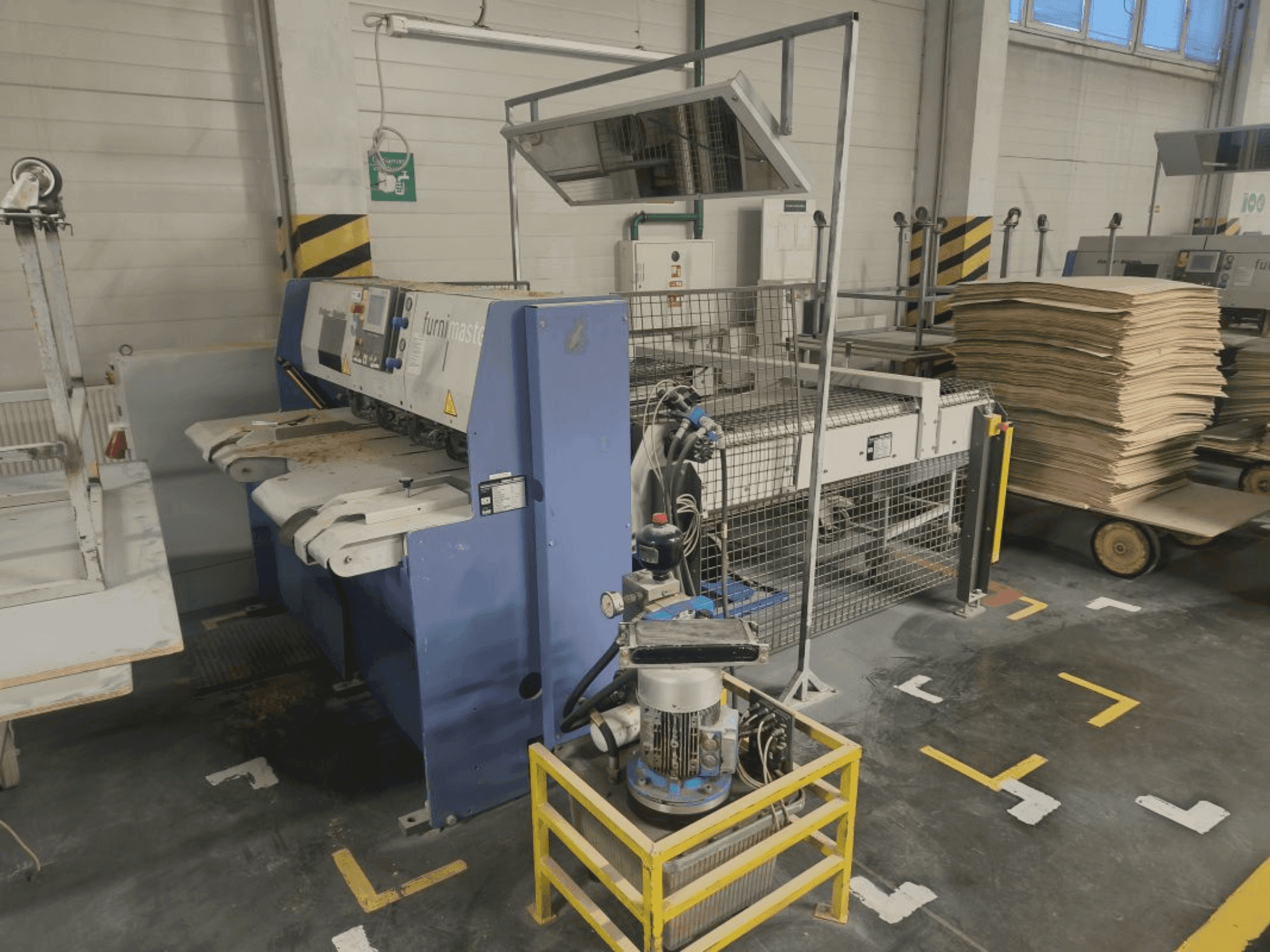 A FISCHER & RüCKLE FZR15 / DAR 12 gép elölnézete