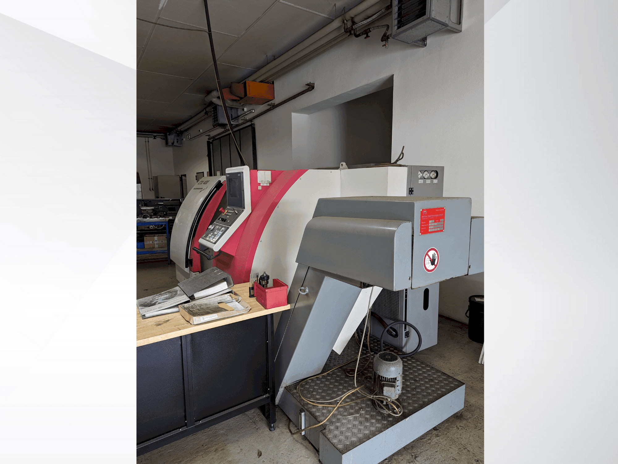 A Gildemeister CTX 400 Serie 2 (1998) gép oldalnézete