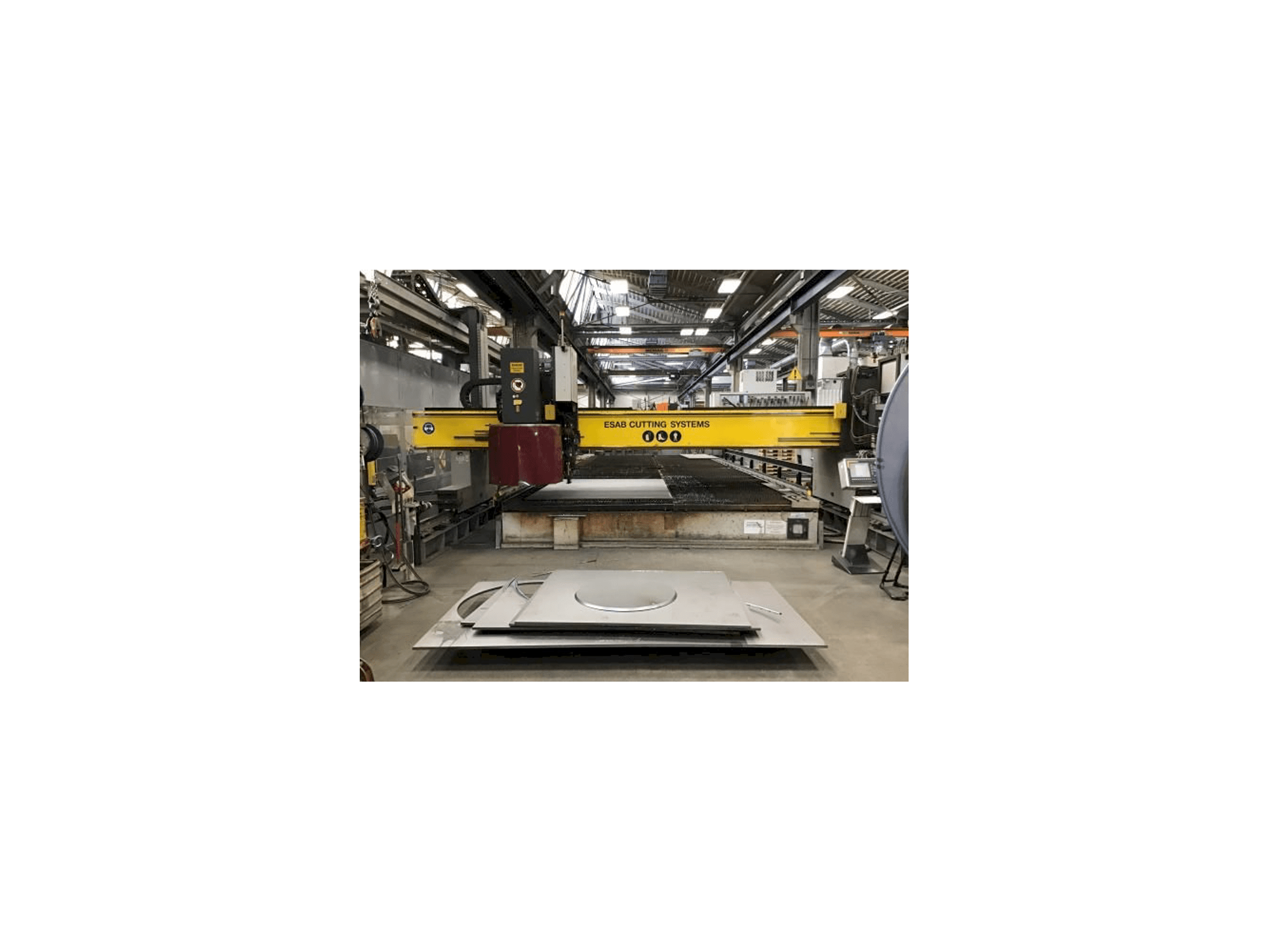 A ESAB NXB 6500 gép elölnézete