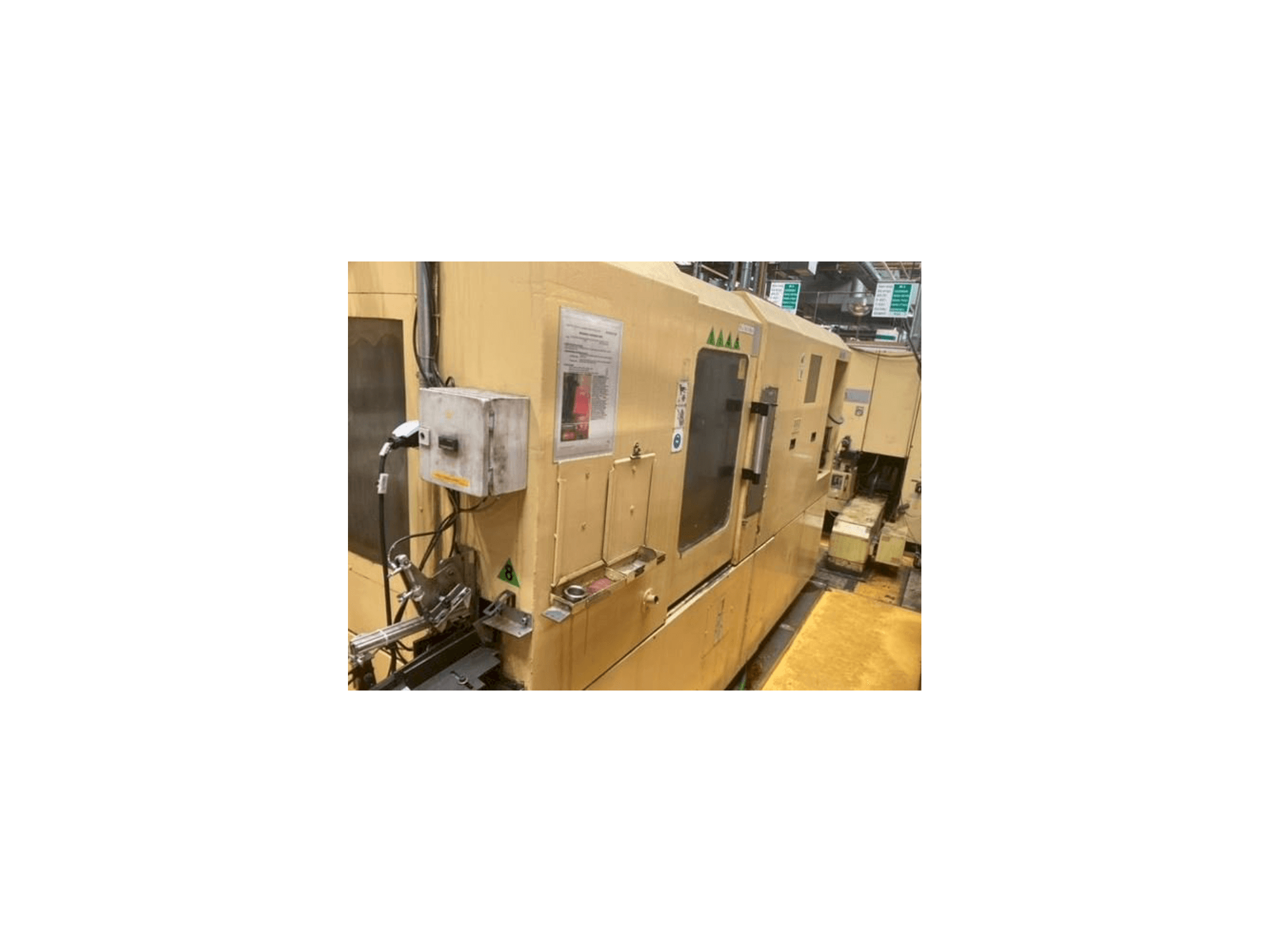 A TAJMAC-ZPS SAL 100/4 gép oldalnézete