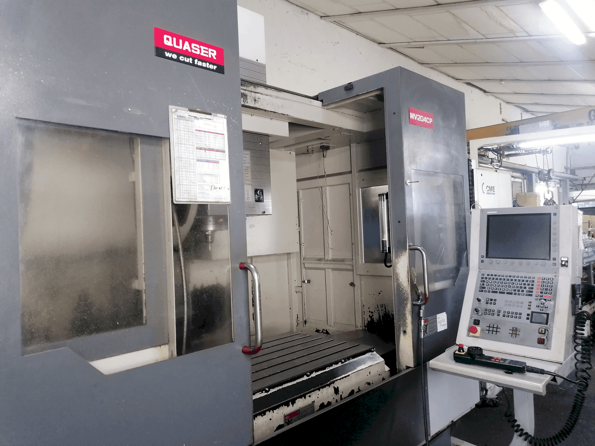 A Quaser MV 204 CP gép elölnézete