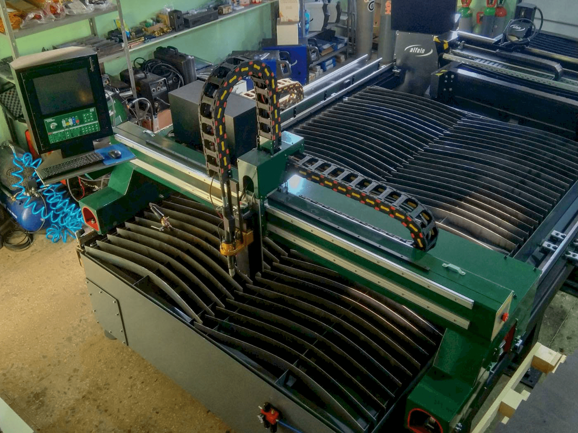 A Huawei HNC-2500W gép elölnézete