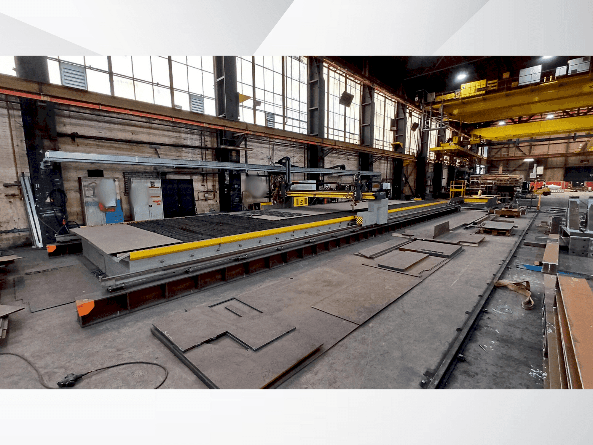 A ESAB SXE-P4500 gép elölnézete