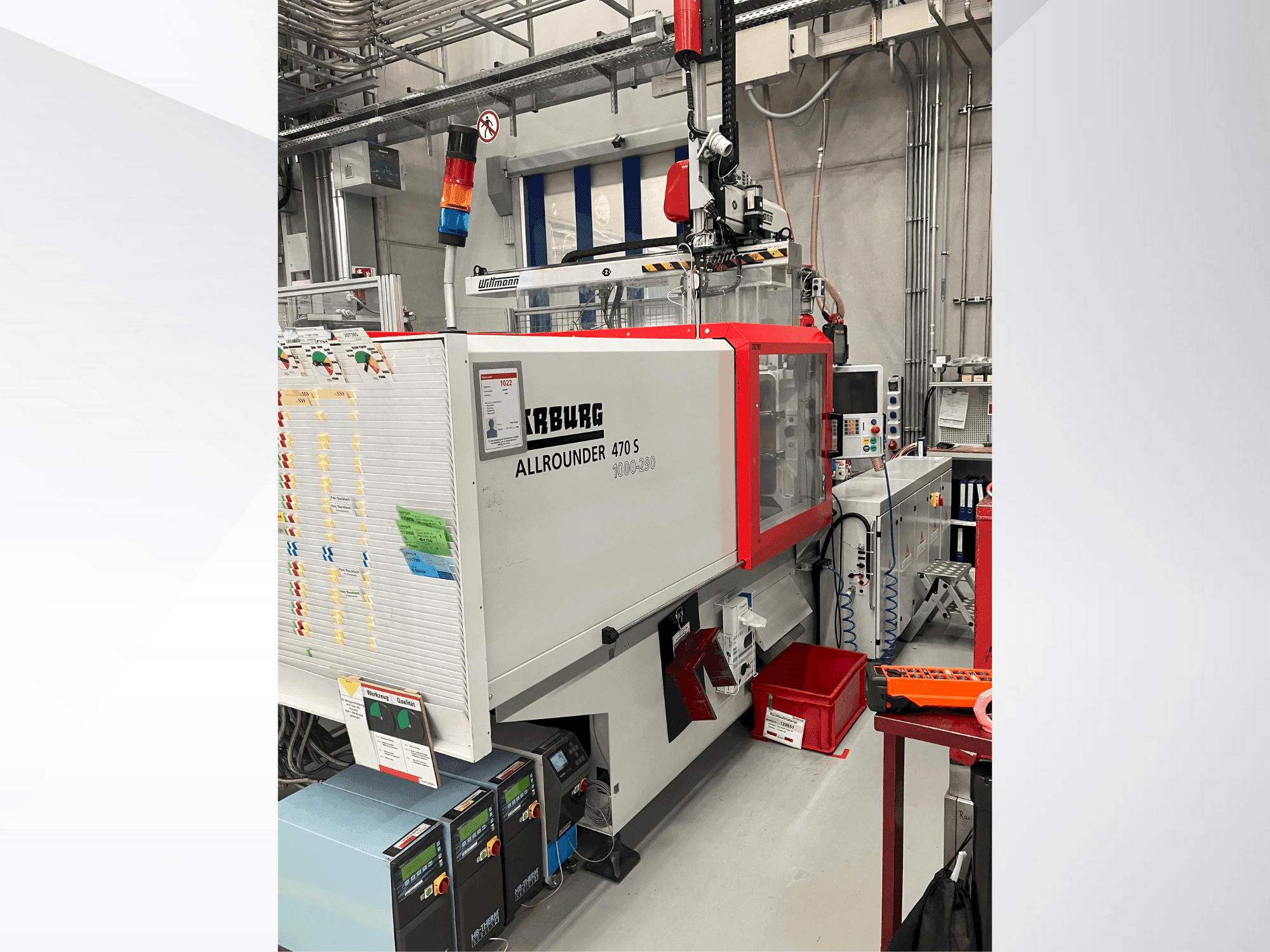 A Arburg Allrounder 470 S 1000-290 gép elölnézete